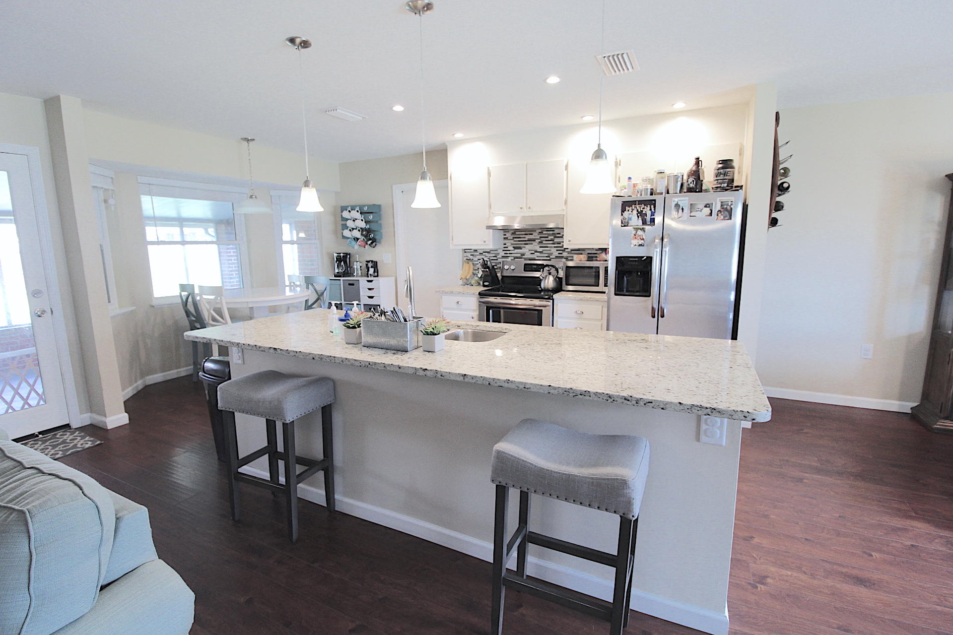 PALM ESTATES - Residential