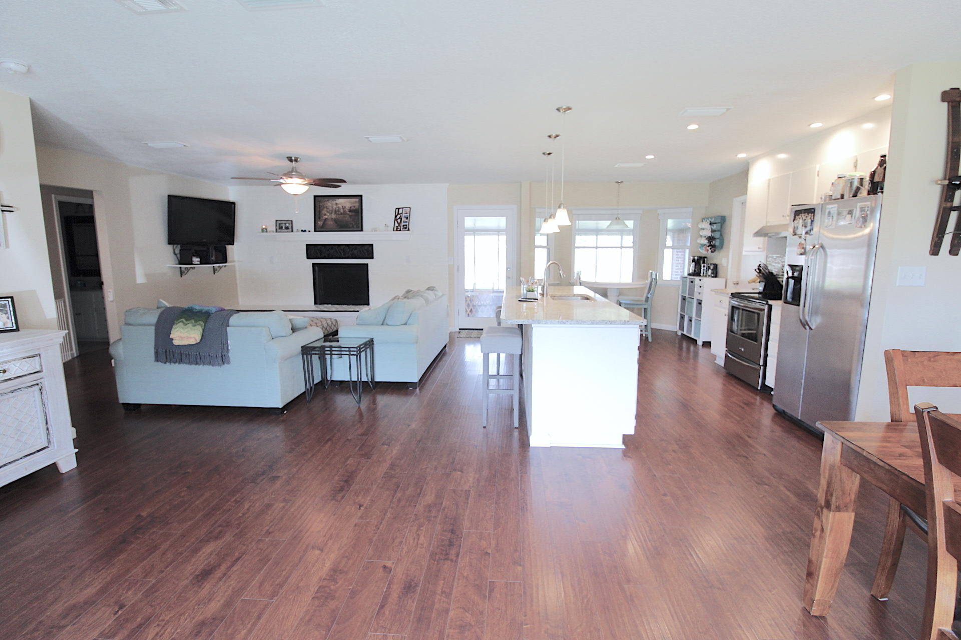 PALM ESTATES - Residential