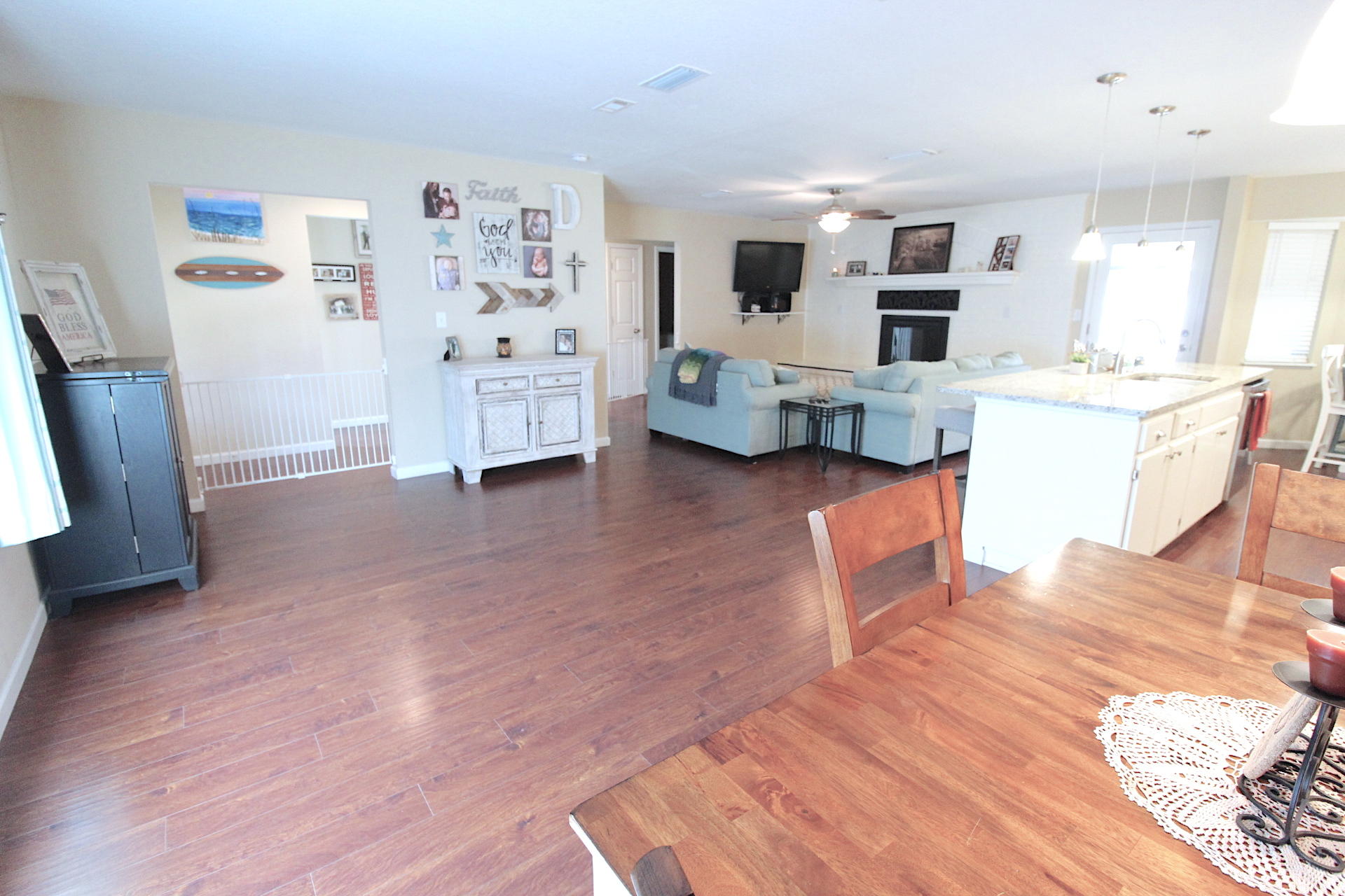 PALM ESTATES - Residential