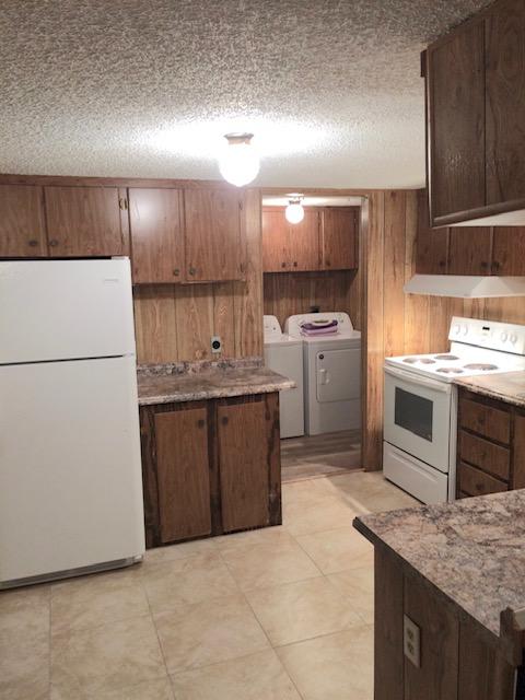 NAVARRE S/D 2ND ADDN - Residential