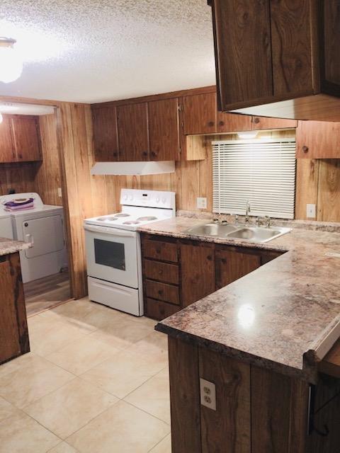 NAVARRE S/D 2ND ADDN - Residential