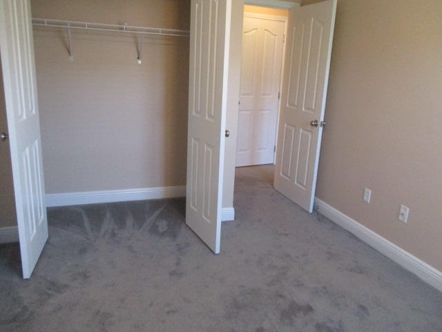 RESERVE POINTE - Residential Lease