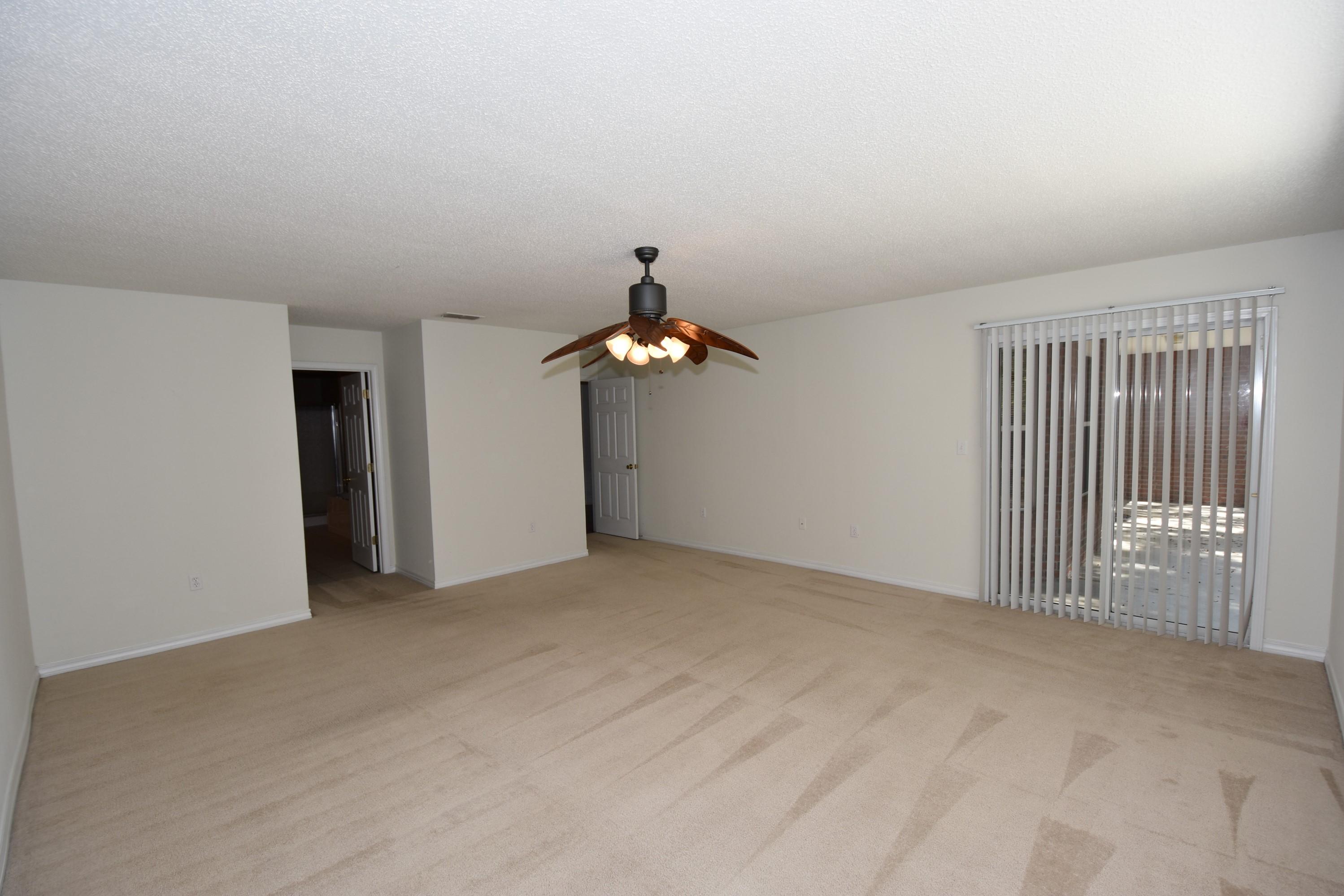 COUNTRYWOOD EST - Residential