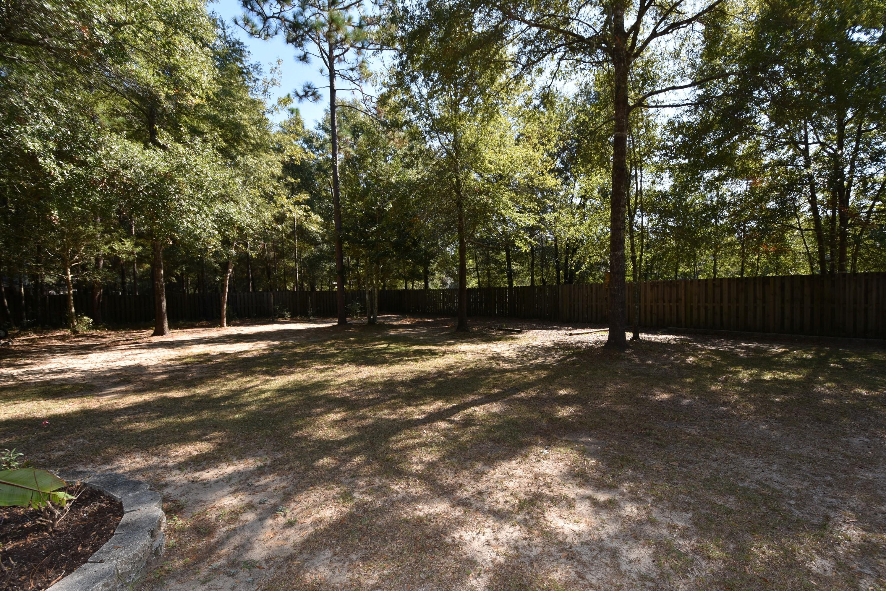 COUNTRYWOOD EST - Residential