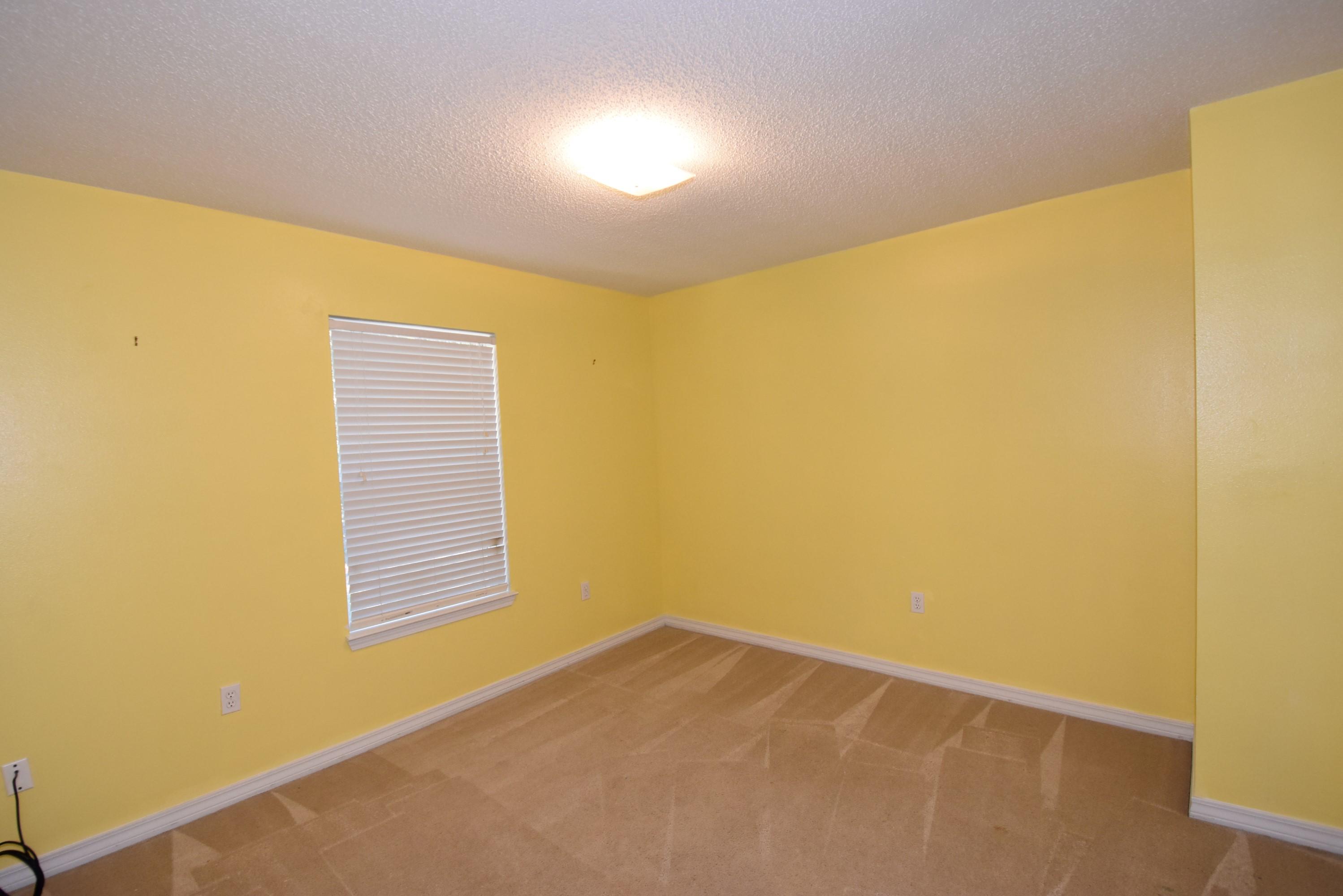 COUNTRYWOOD EST - Residential