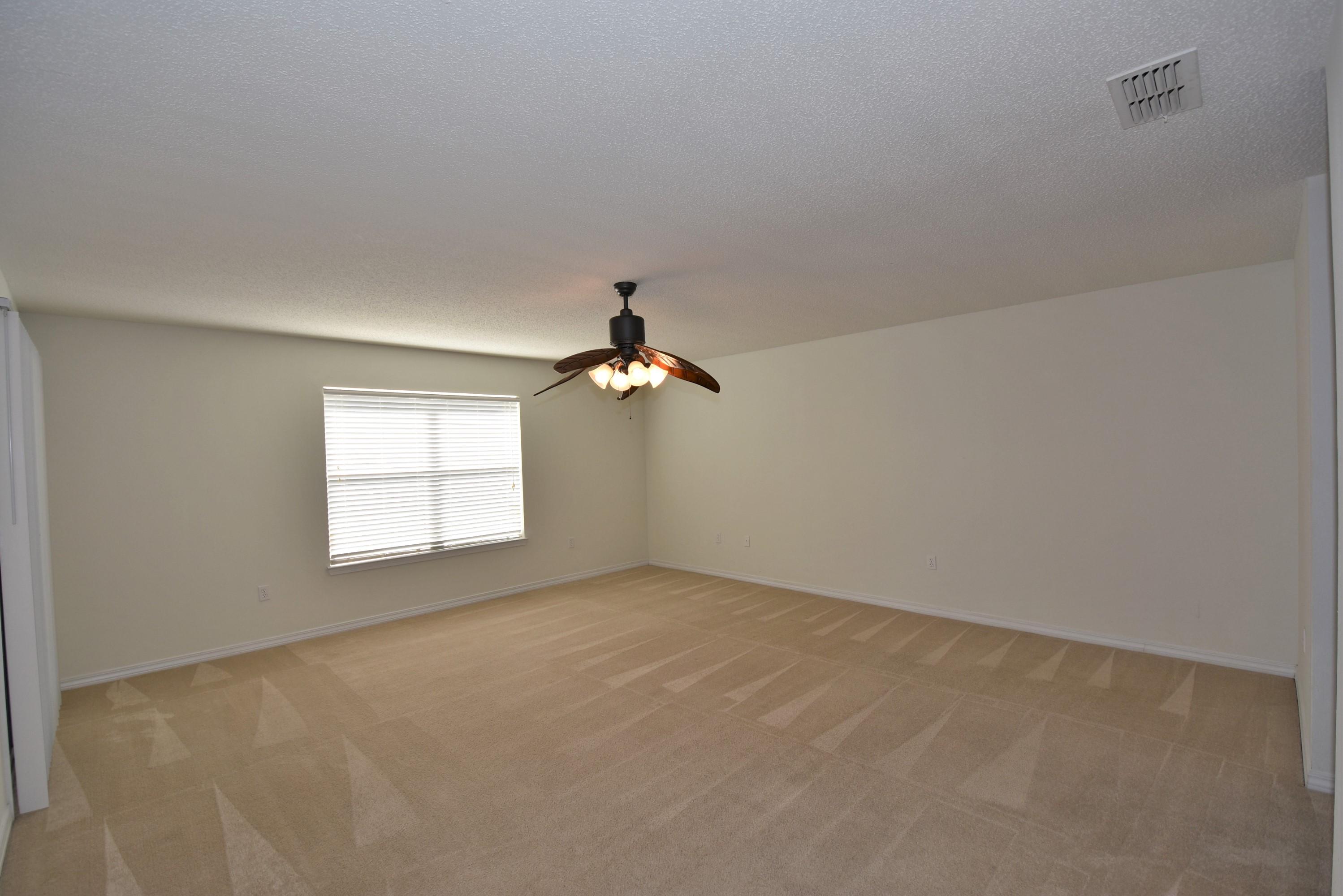 COUNTRYWOOD EST - Residential