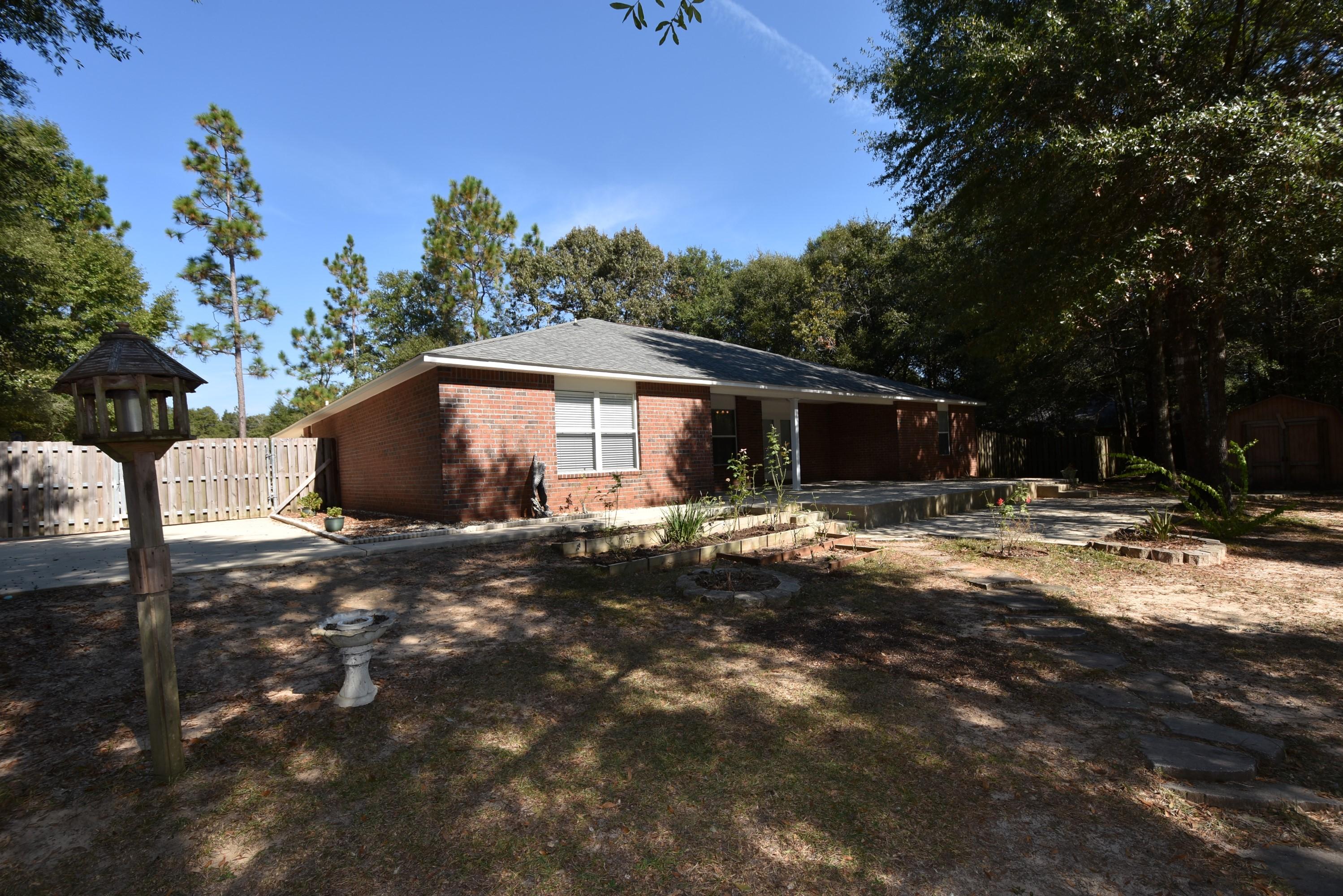 COUNTRYWOOD EST - Residential