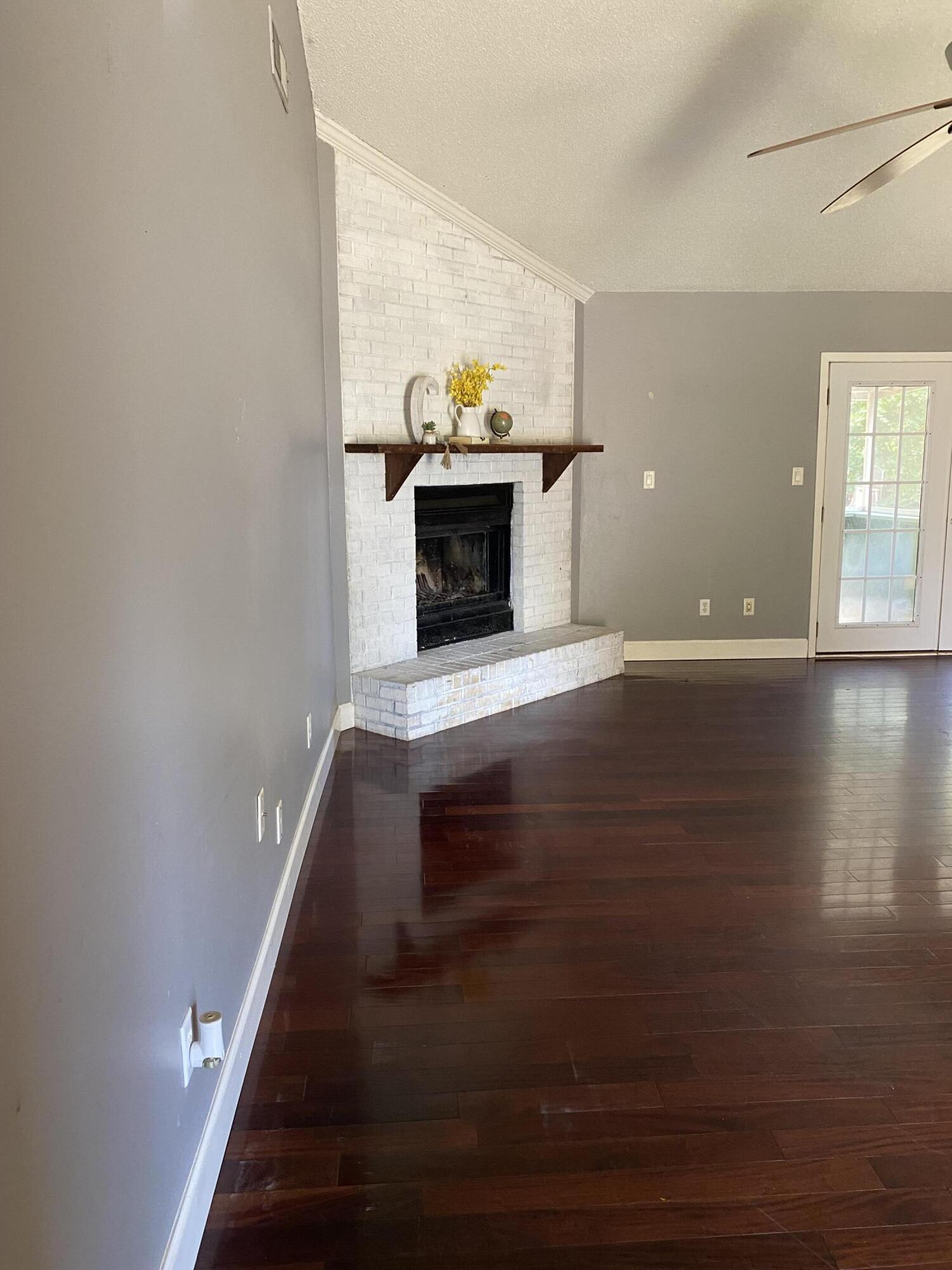CIMARRON ESTATES - Residential