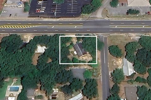 405 Government Avenue Valparaiso FL 32580