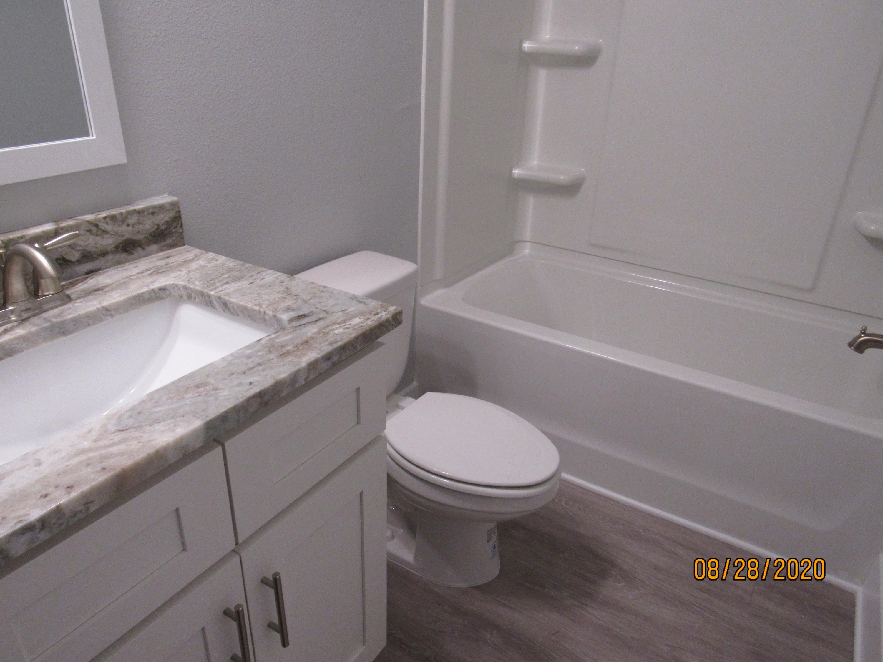 VERANDAS AT FREEPORT - Residential Lease