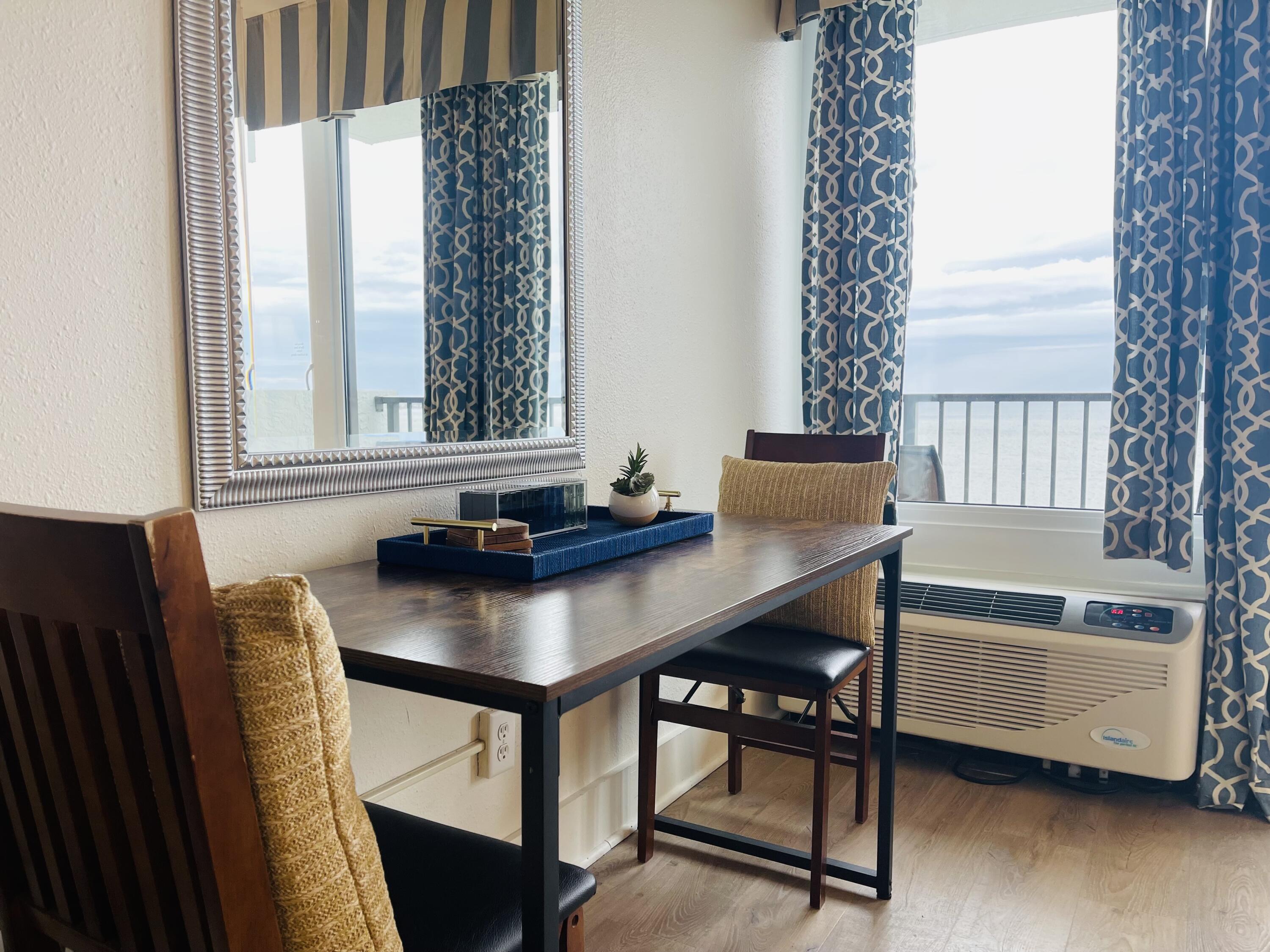 BAYSIDE CONDO SANDESTIN - Residential