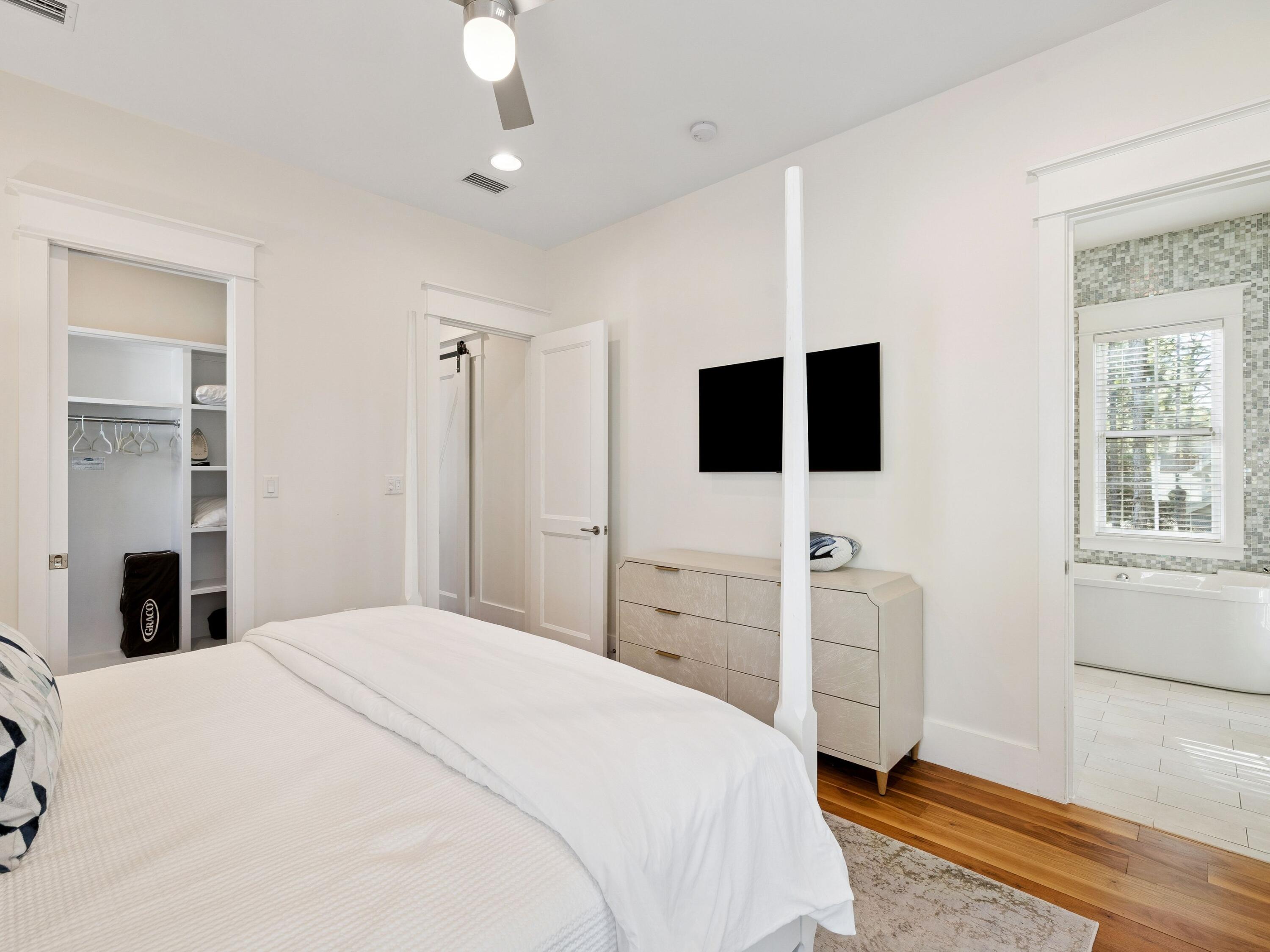 WATERCOLOR - Residential