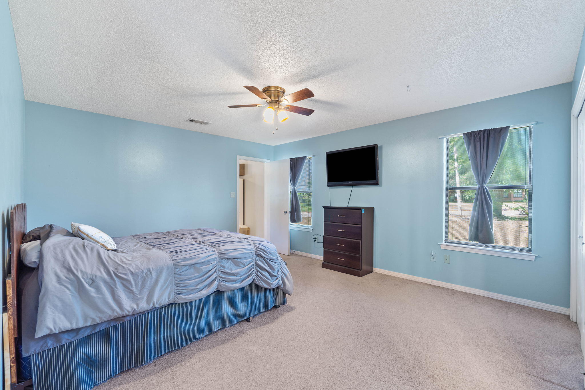 East Bay River/2nd - Residential