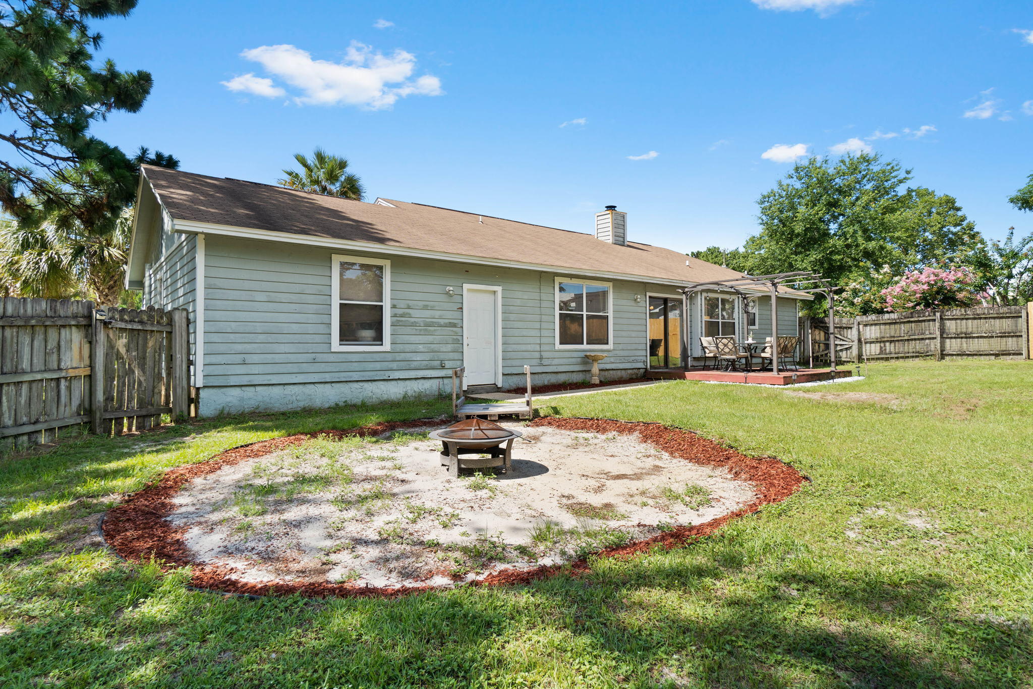 East Bay River/2nd - Residential