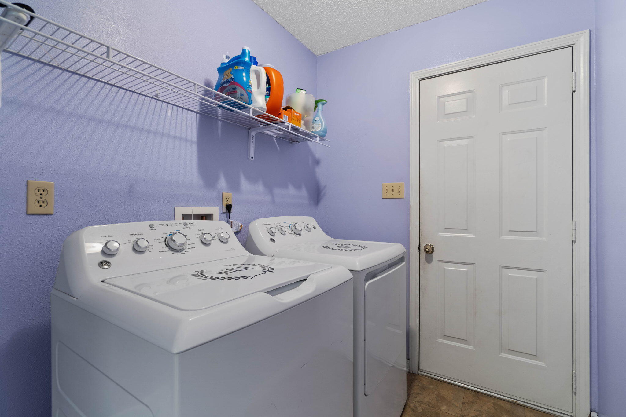 East Bay River/2nd - Residential