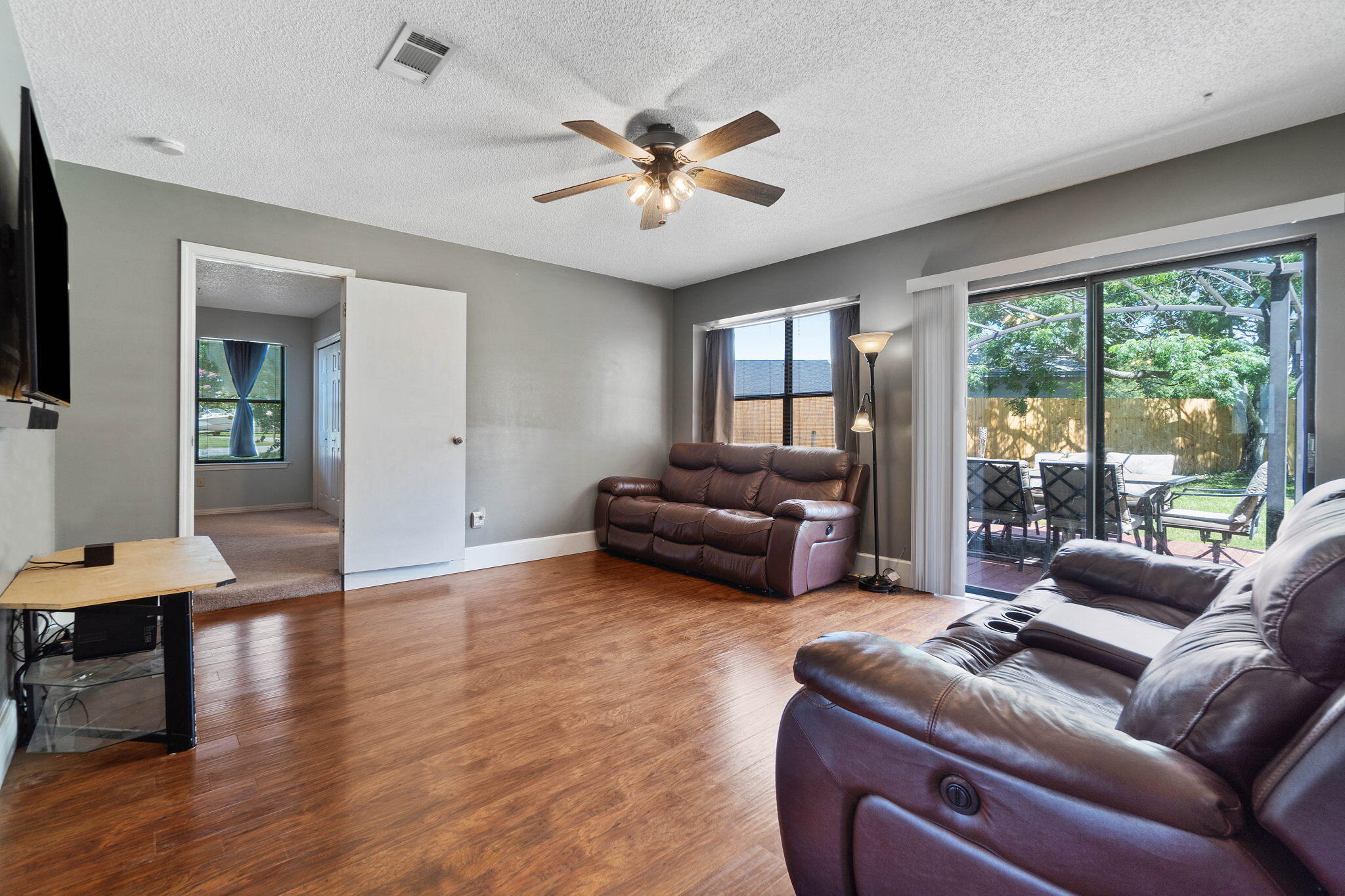 East Bay River/2nd - Residential