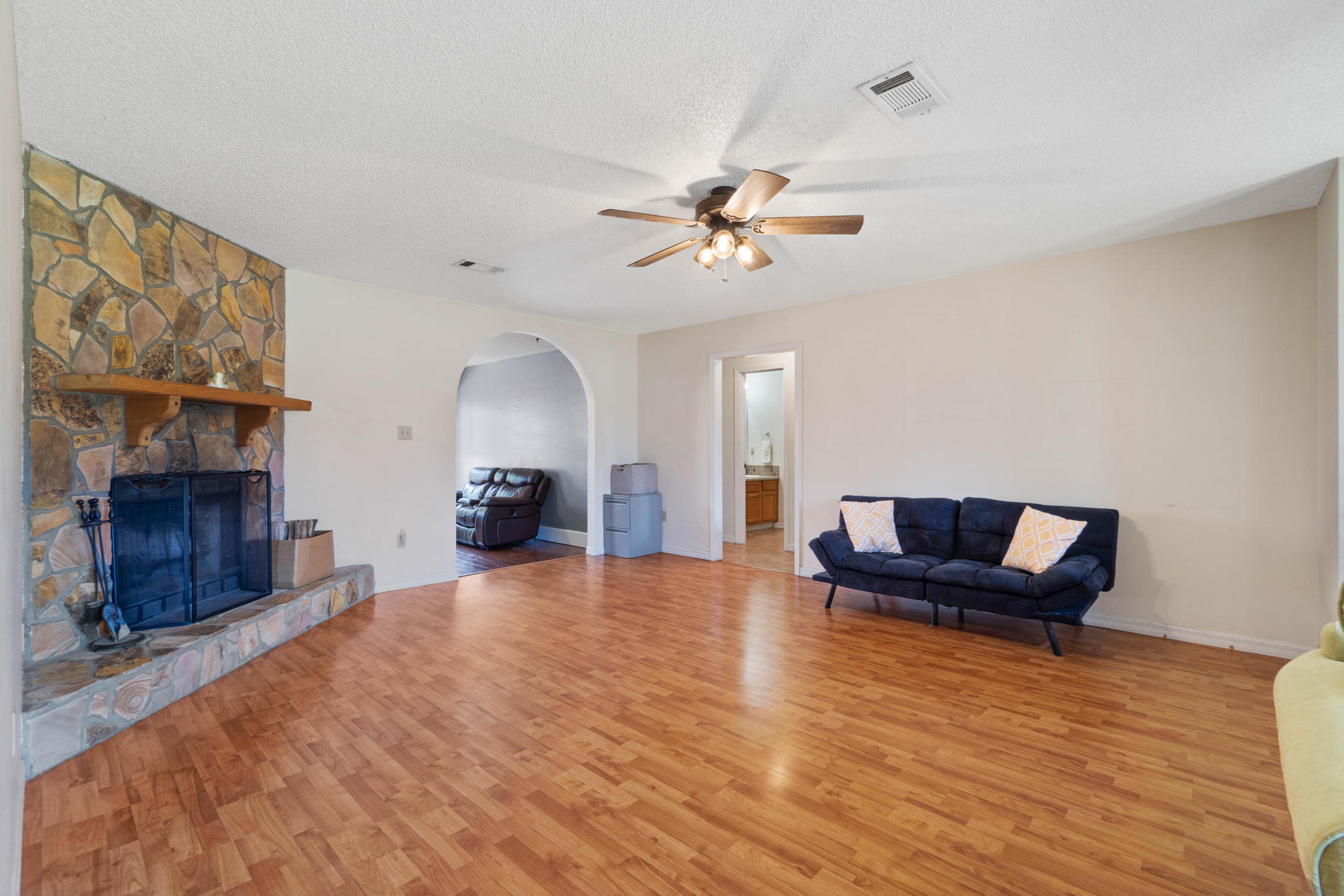 East Bay River/2nd - Residential