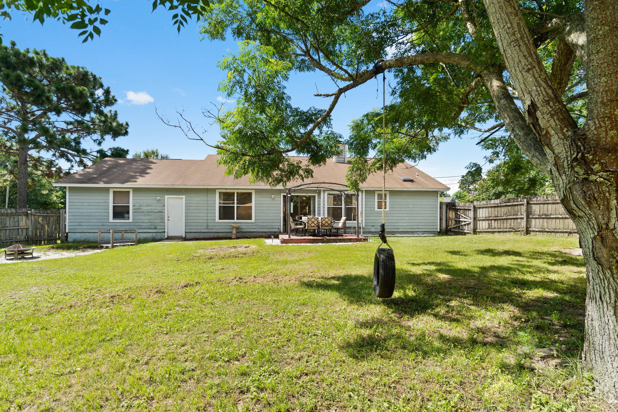 East Bay River/2nd - Residential