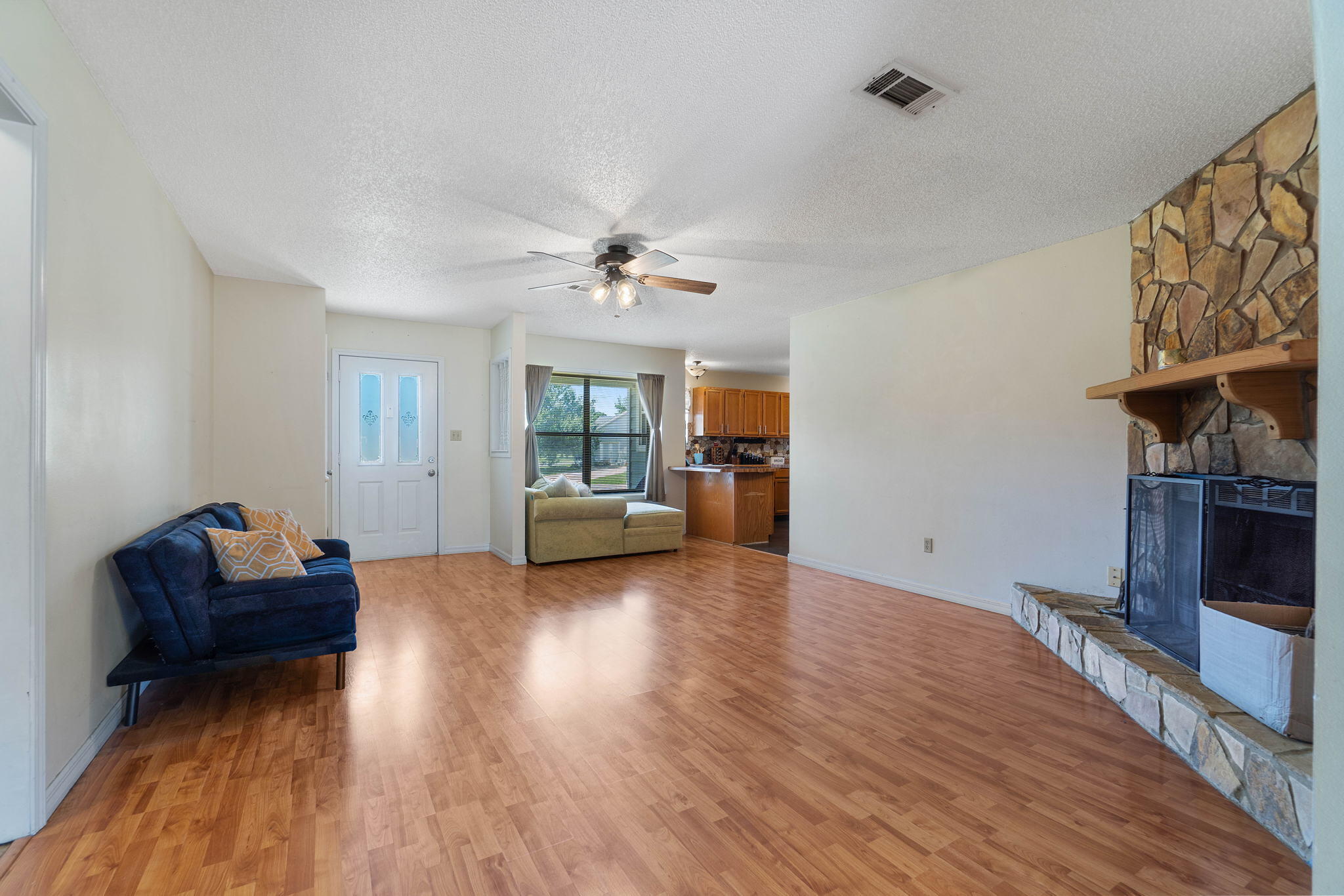 East Bay River/2nd - Residential