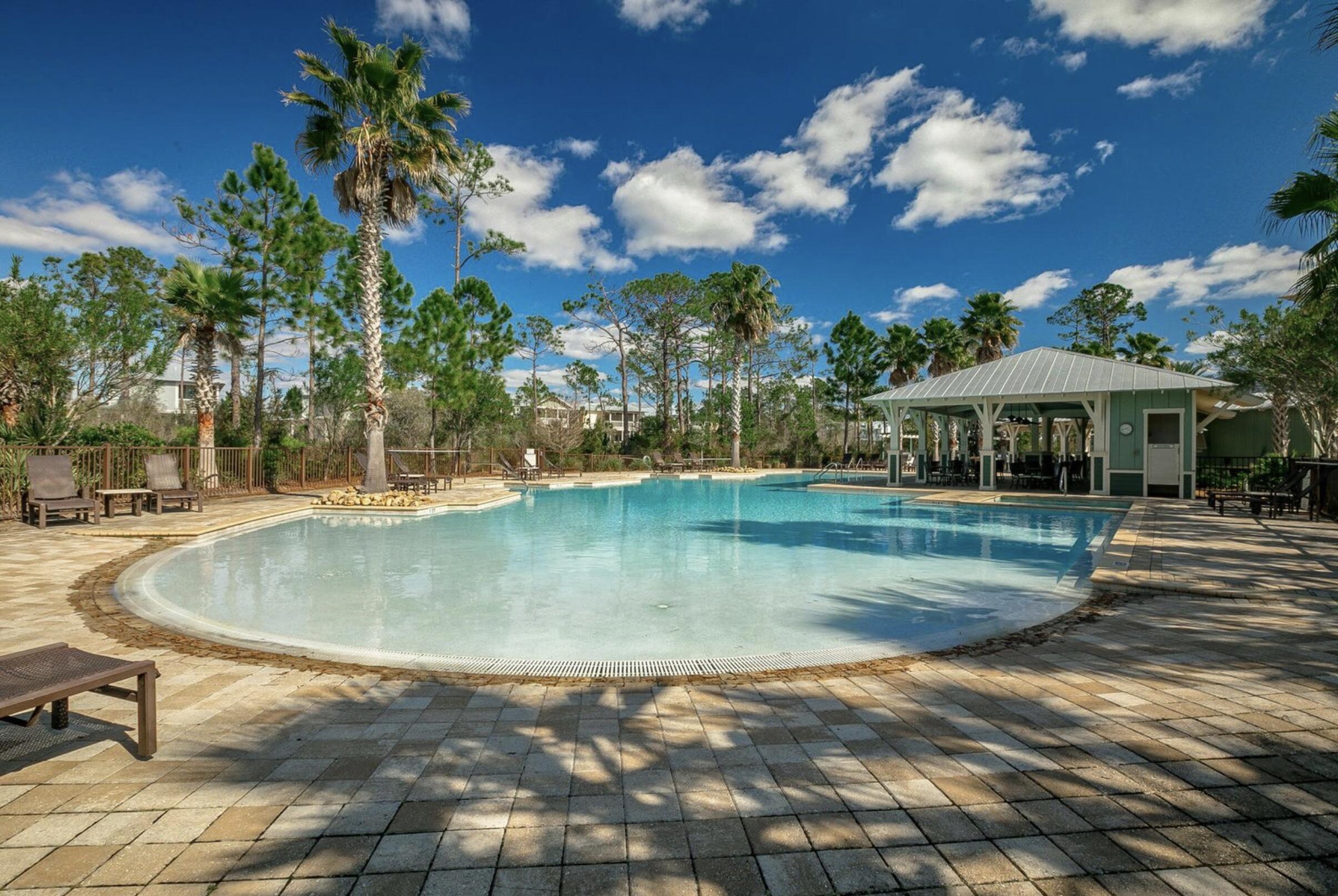 NATUREWALK AT SEAGROVE - Residential