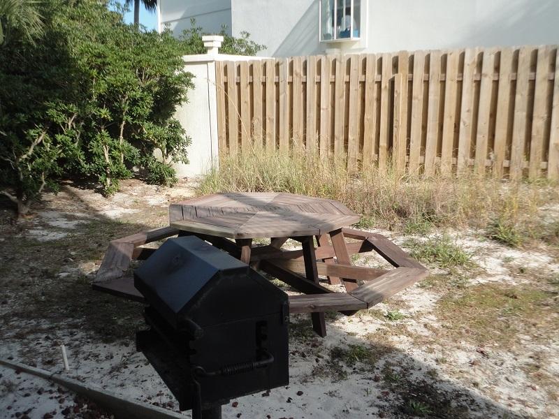 Commodore's Retreat - Residential