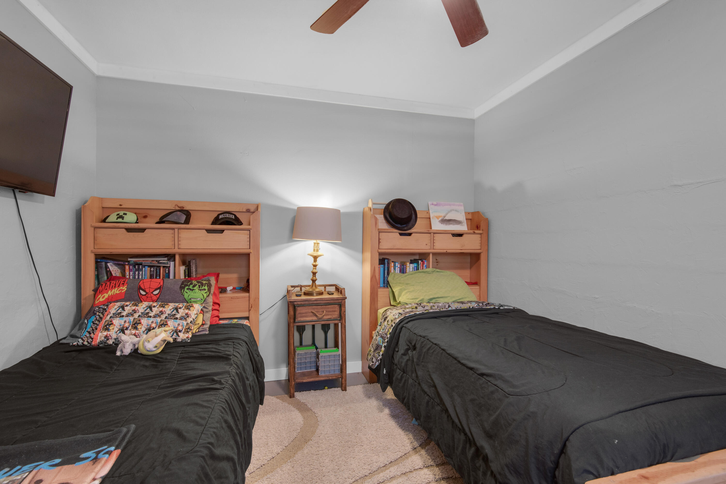 ELLIOTTS POINT 4TH ADDN - Residential