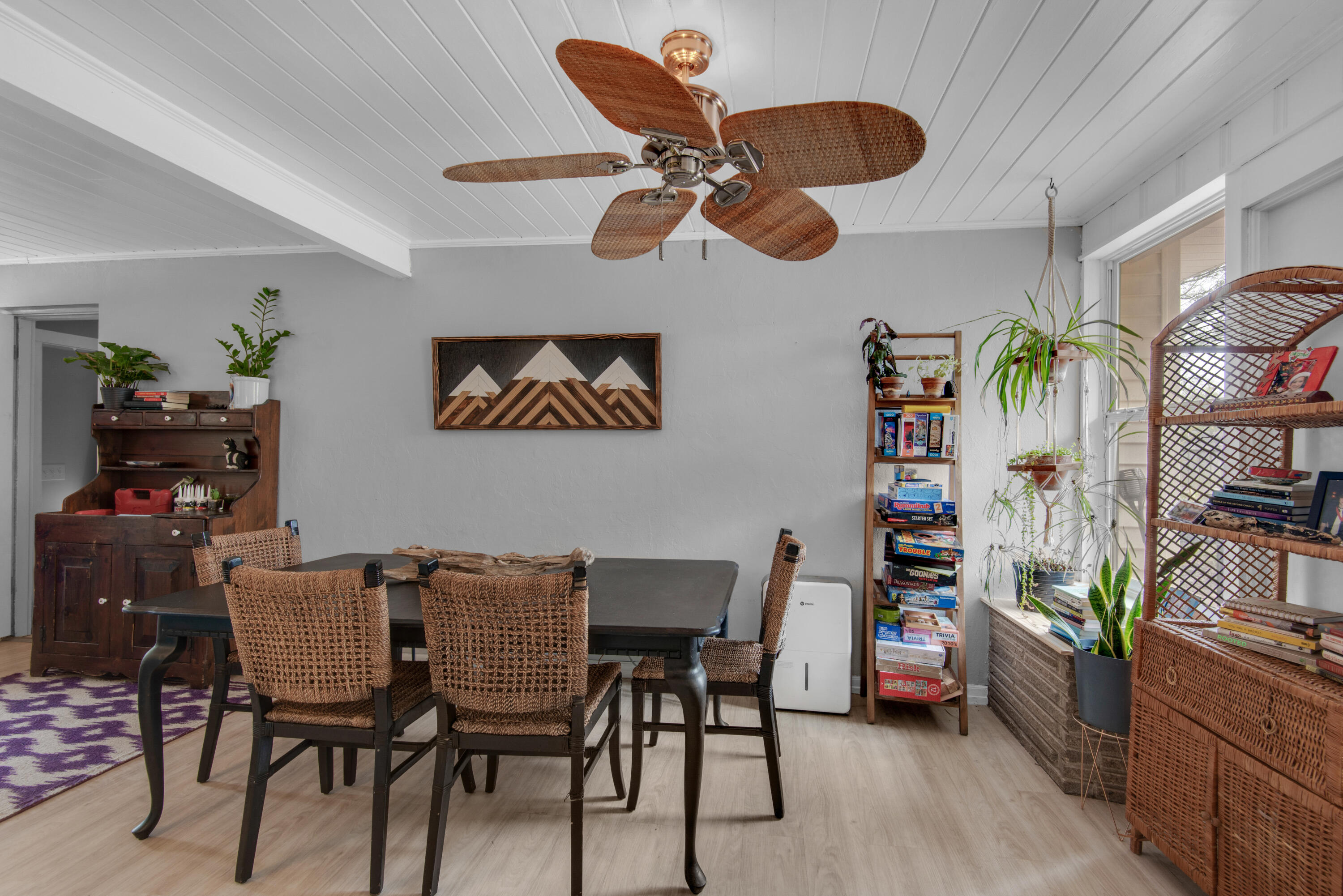 ELLIOTTS POINT 4TH ADDN - Residential