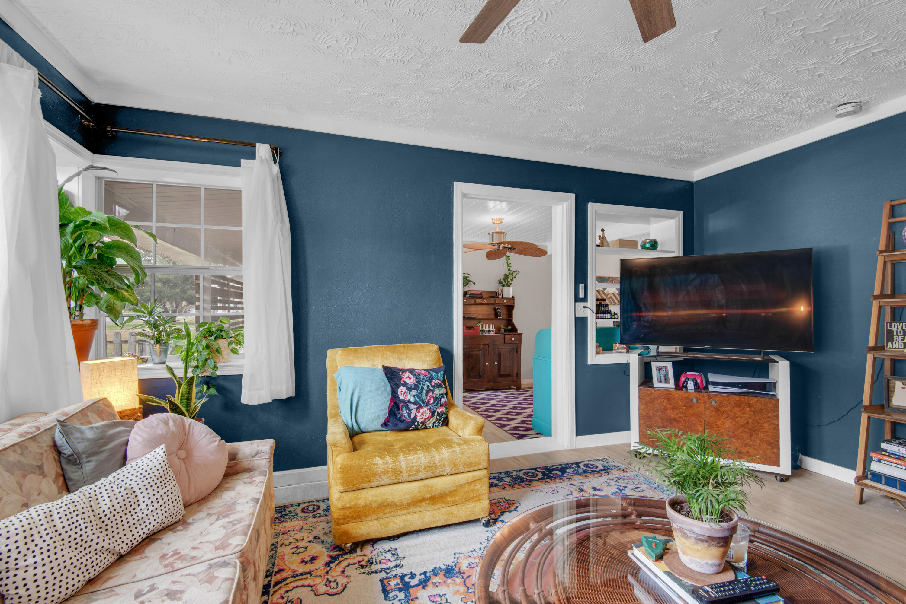 ELLIOTTS POINT 4TH ADDN - Residential