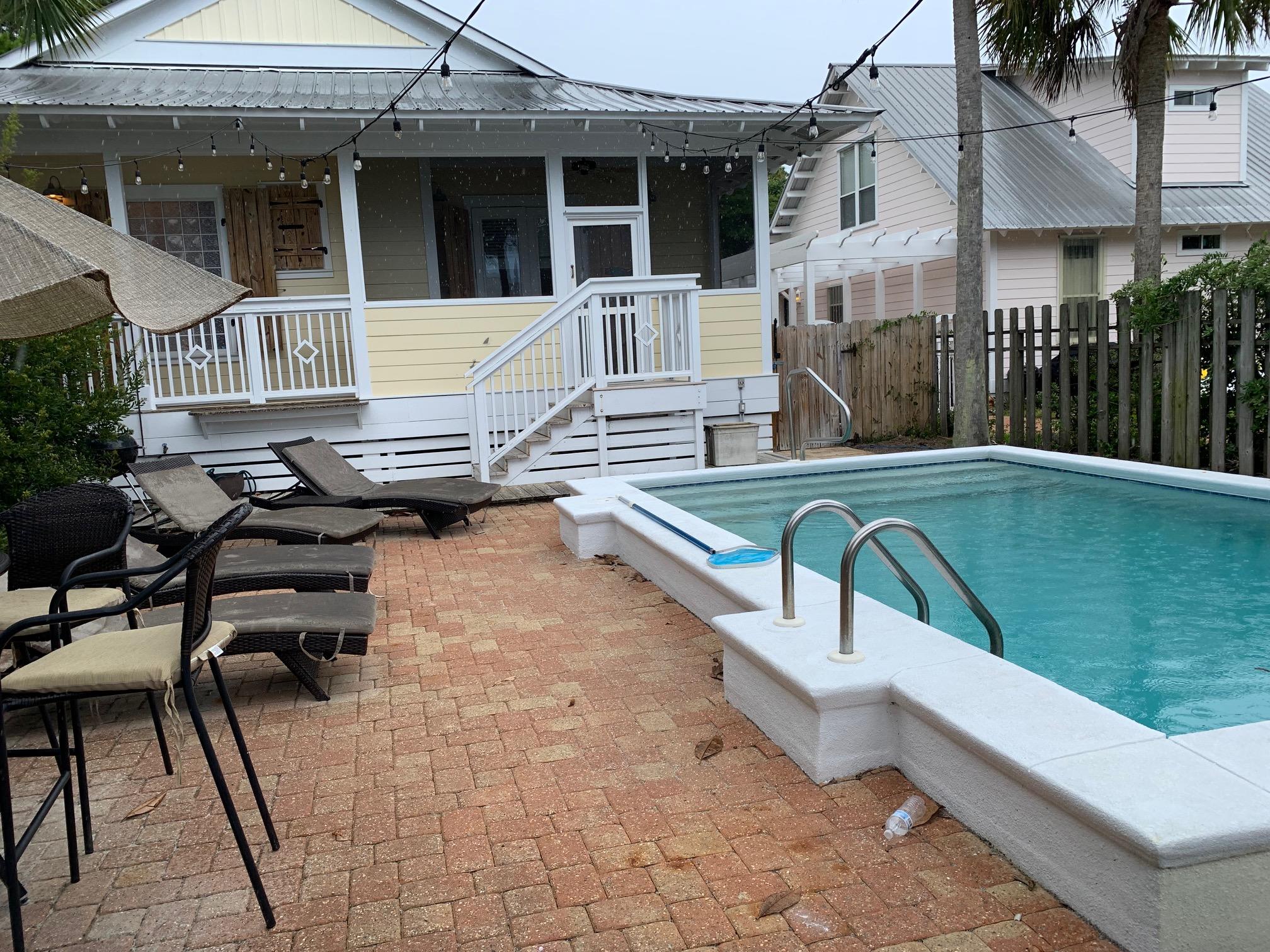 GULF SHORE MANOR - Residential