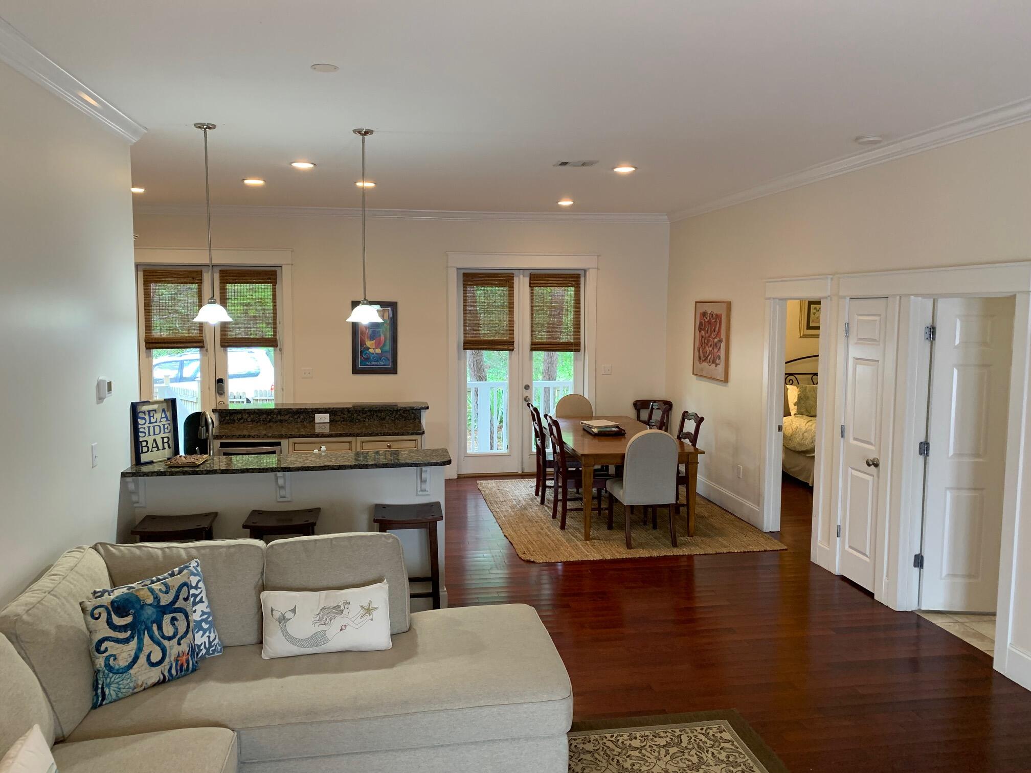 GULF SHORE MANOR - Residential