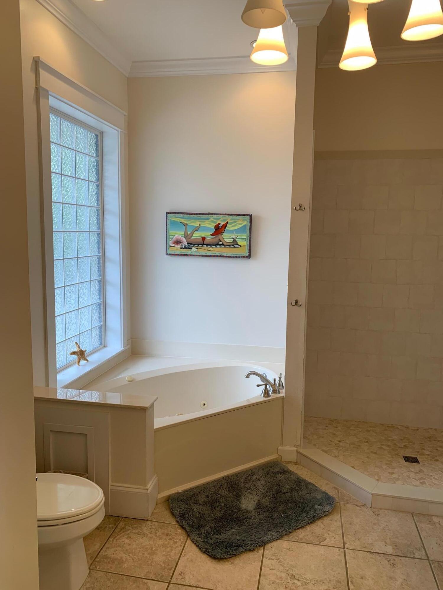 GULF SHORE MANOR - Residential