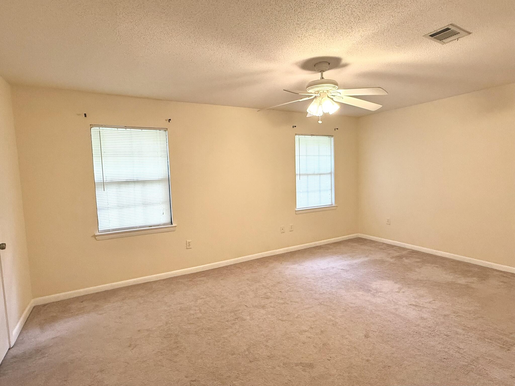 COLONY ESTATES - Residential Lease