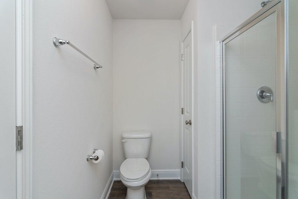 IRON HORSE T/H - Residential Lease