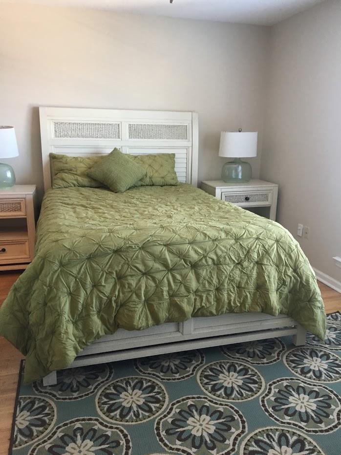 GARNIERS CAY T/H LOT 9 - Residential