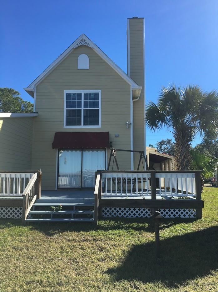 GARNIERS CAY T/H LOT 9 - Residential