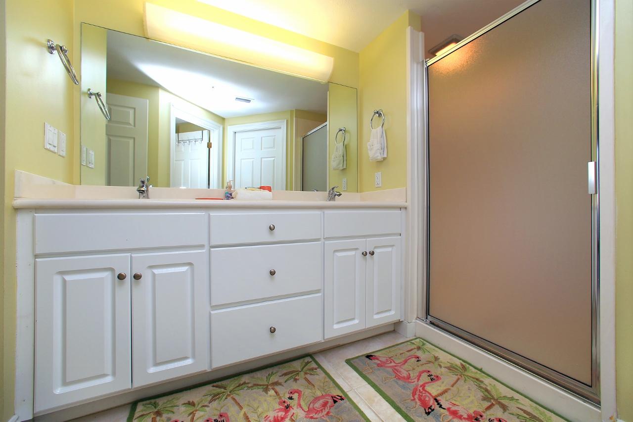 TREASURE ISLAND - Residential