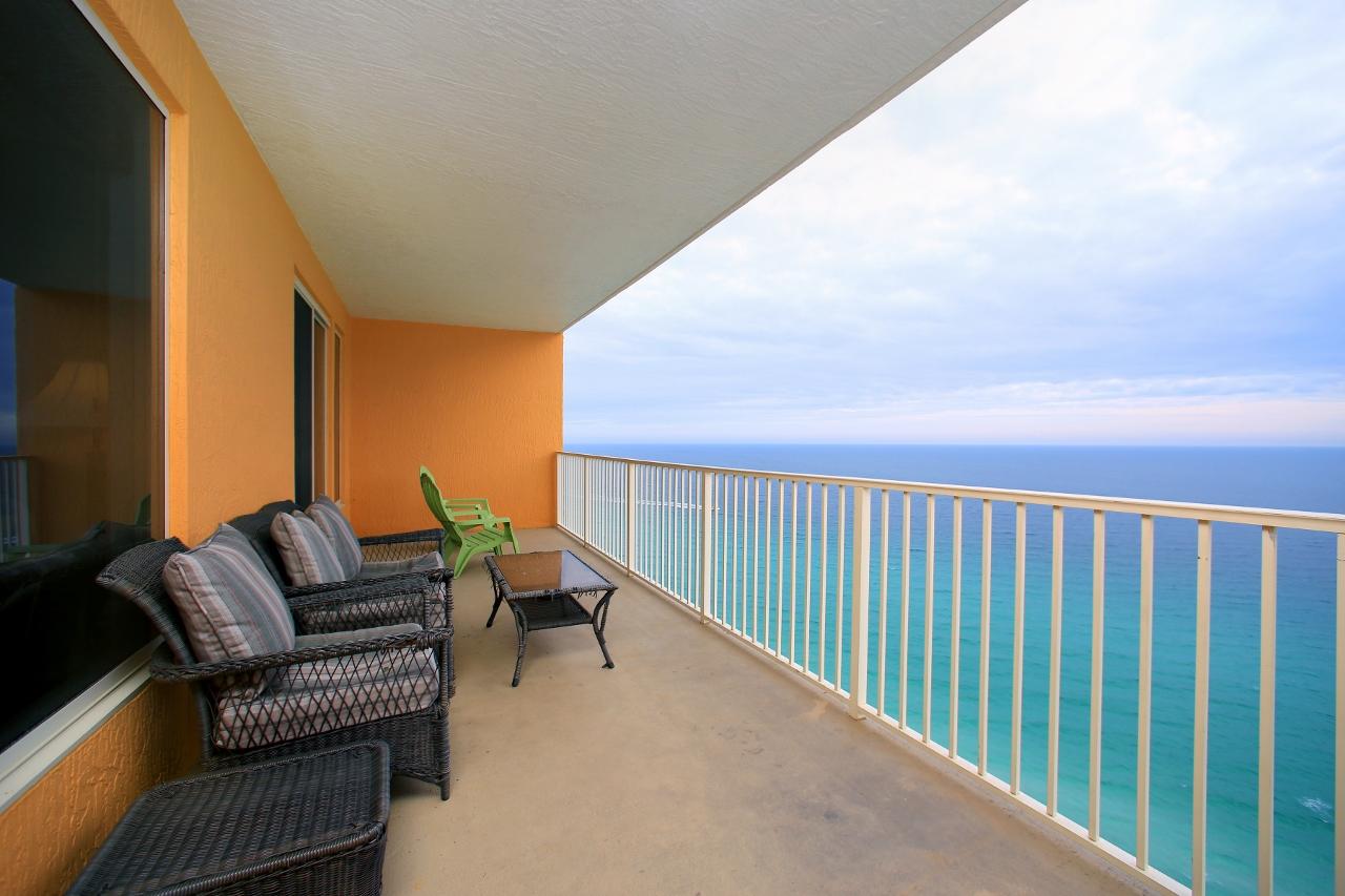 TREASURE ISLAND - Residential