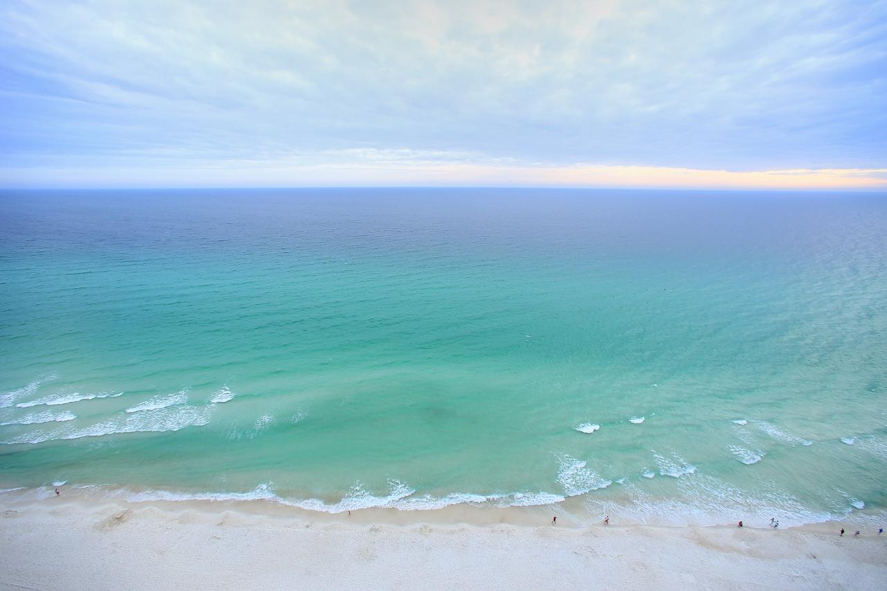 TREASURE ISLAND - Residential