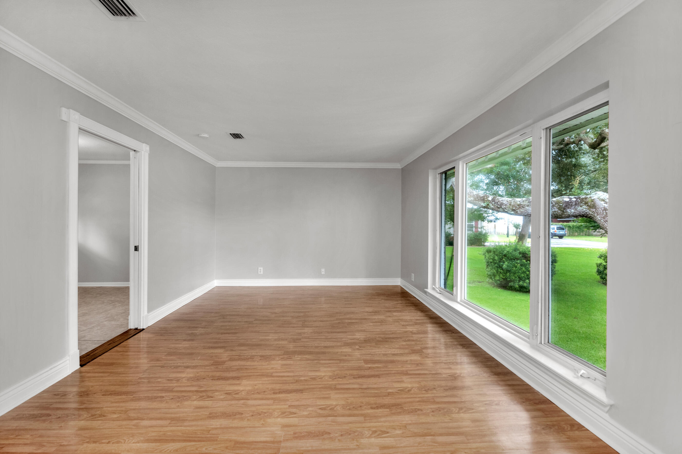 LAKE LORRAINE ESTATES AMENDED - Residential Lease