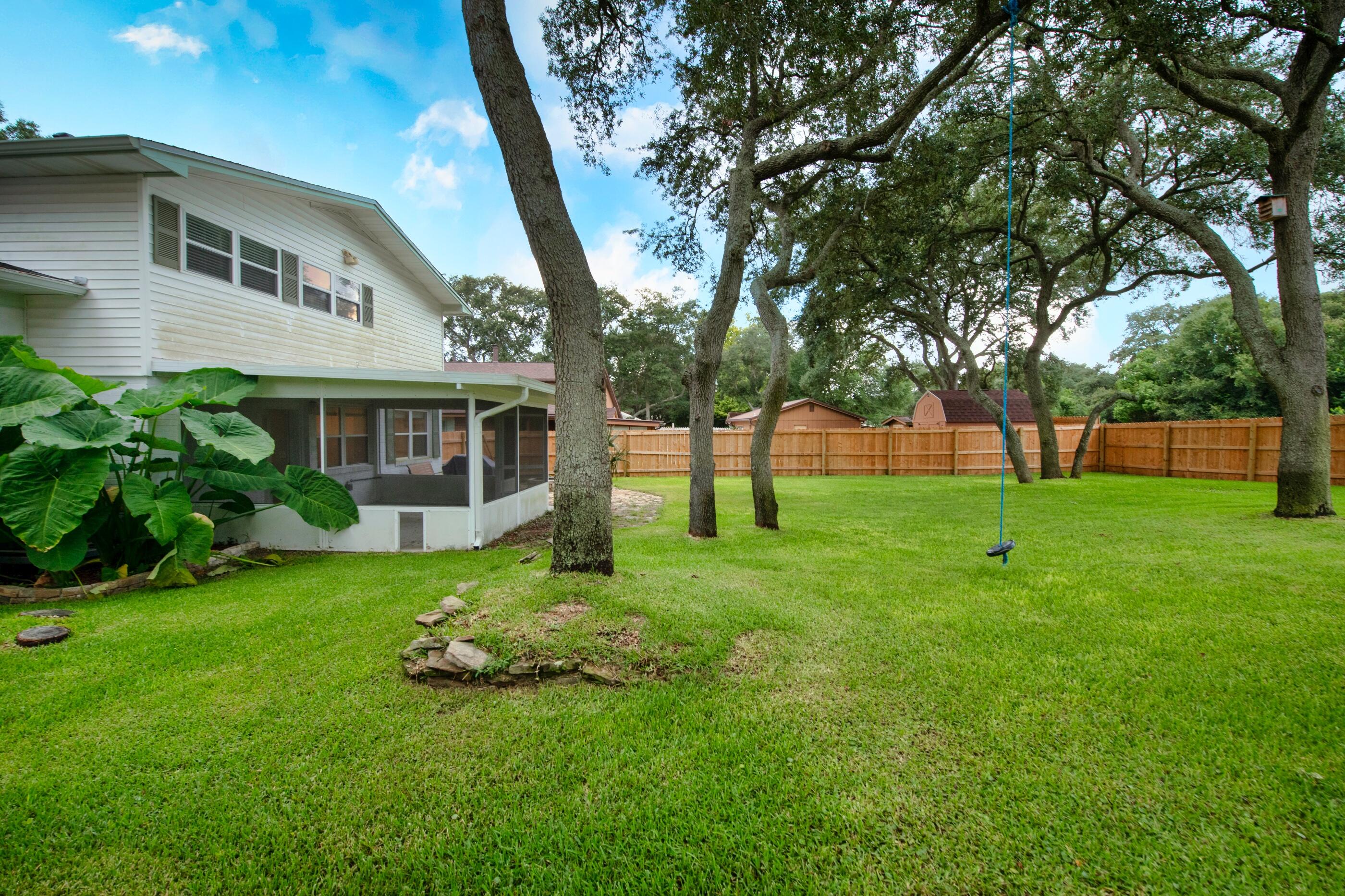 LAKE LORRAINE ESTATES AMENDED - Residential Lease