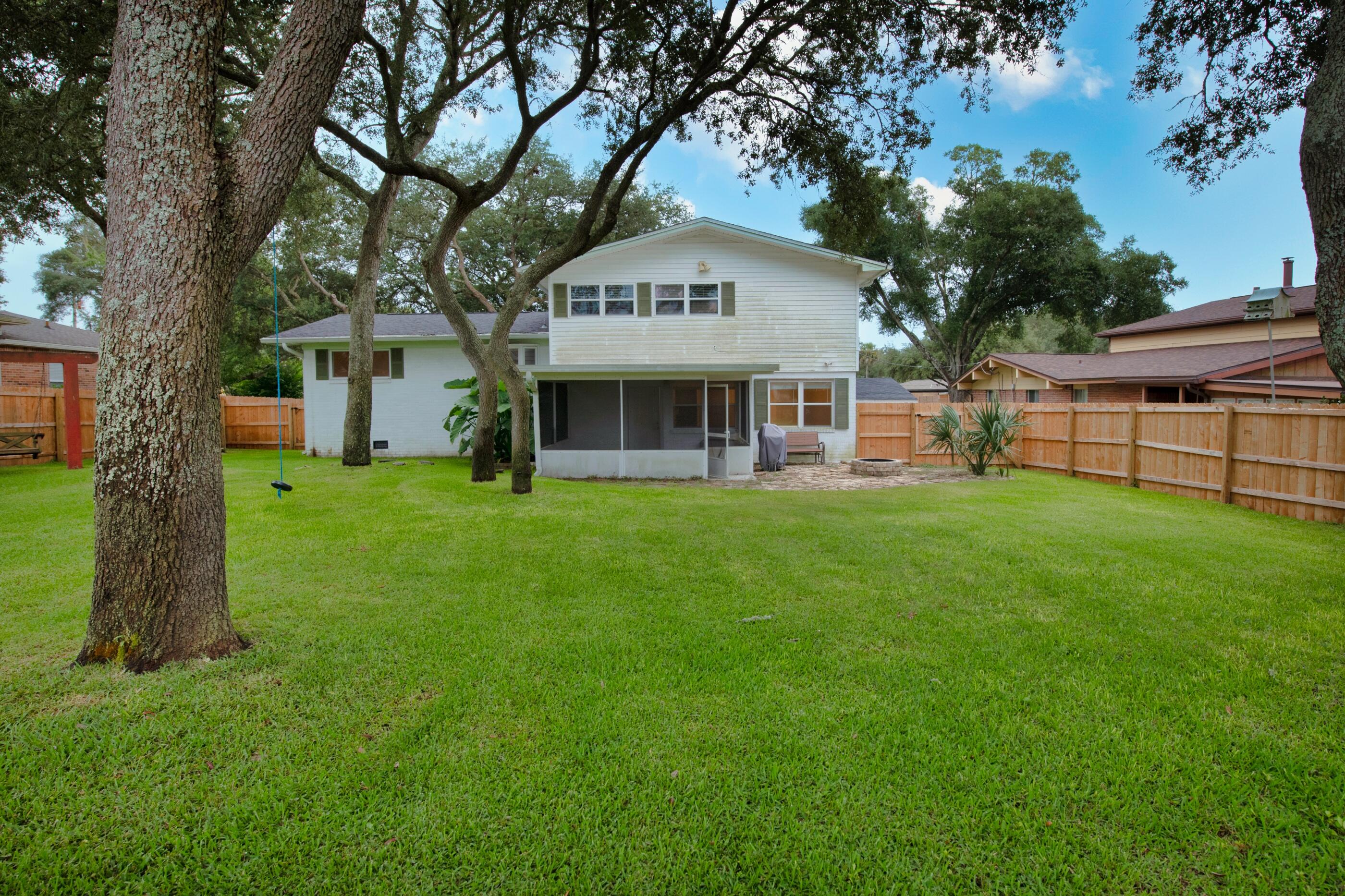 LAKE LORRAINE ESTATES AMENDED - Residential Lease