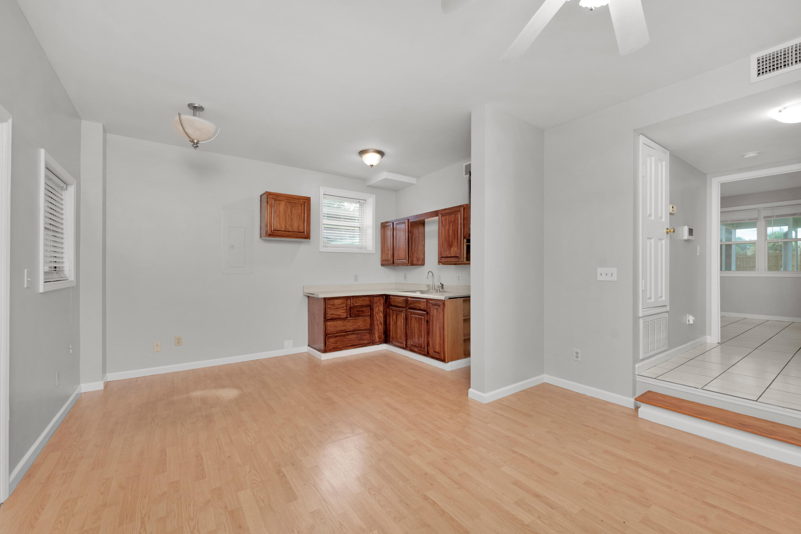 LAKE LORRAINE ESTATES AMENDED - Residential Lease