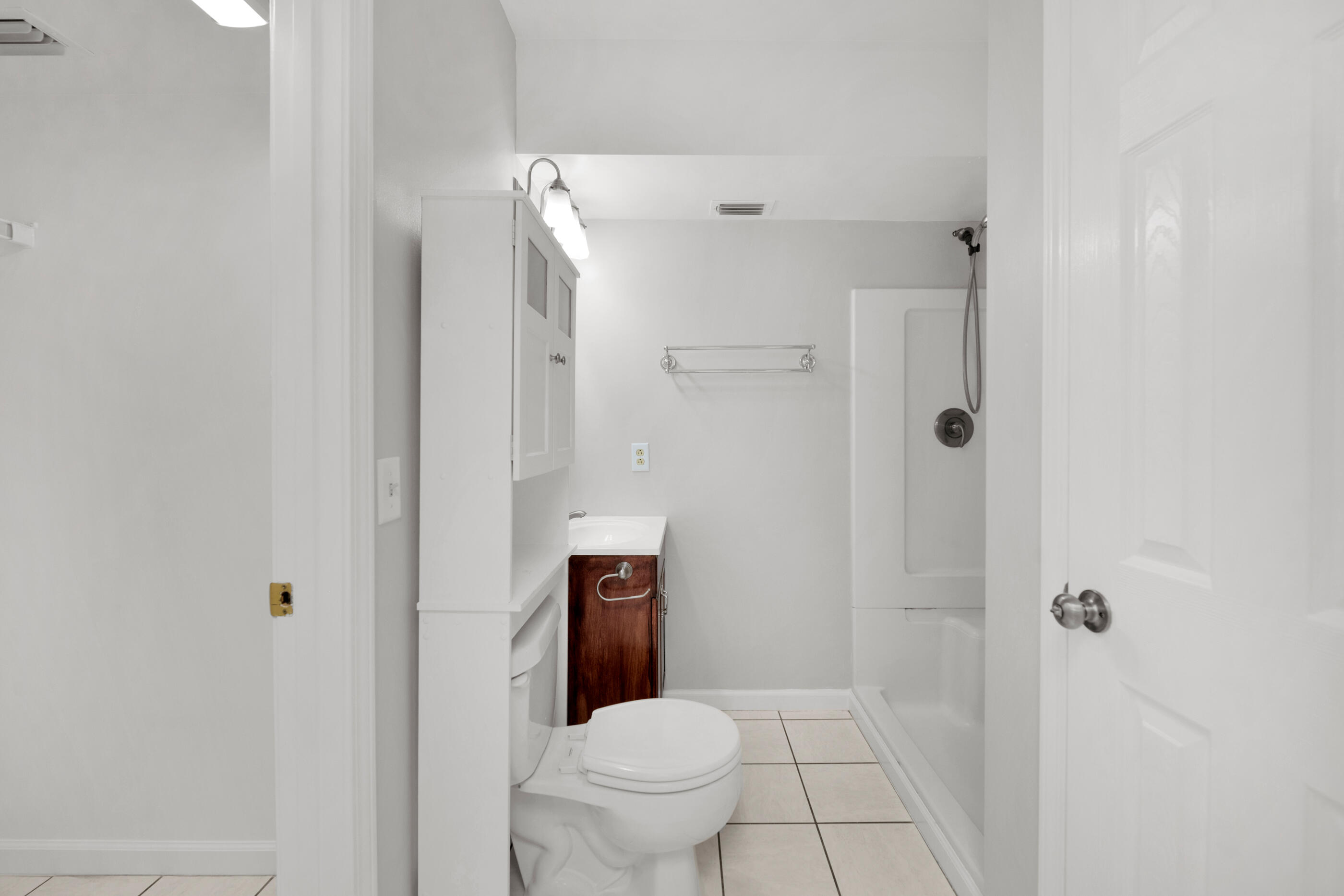 LAKE LORRAINE ESTATES AMENDED - Residential Lease