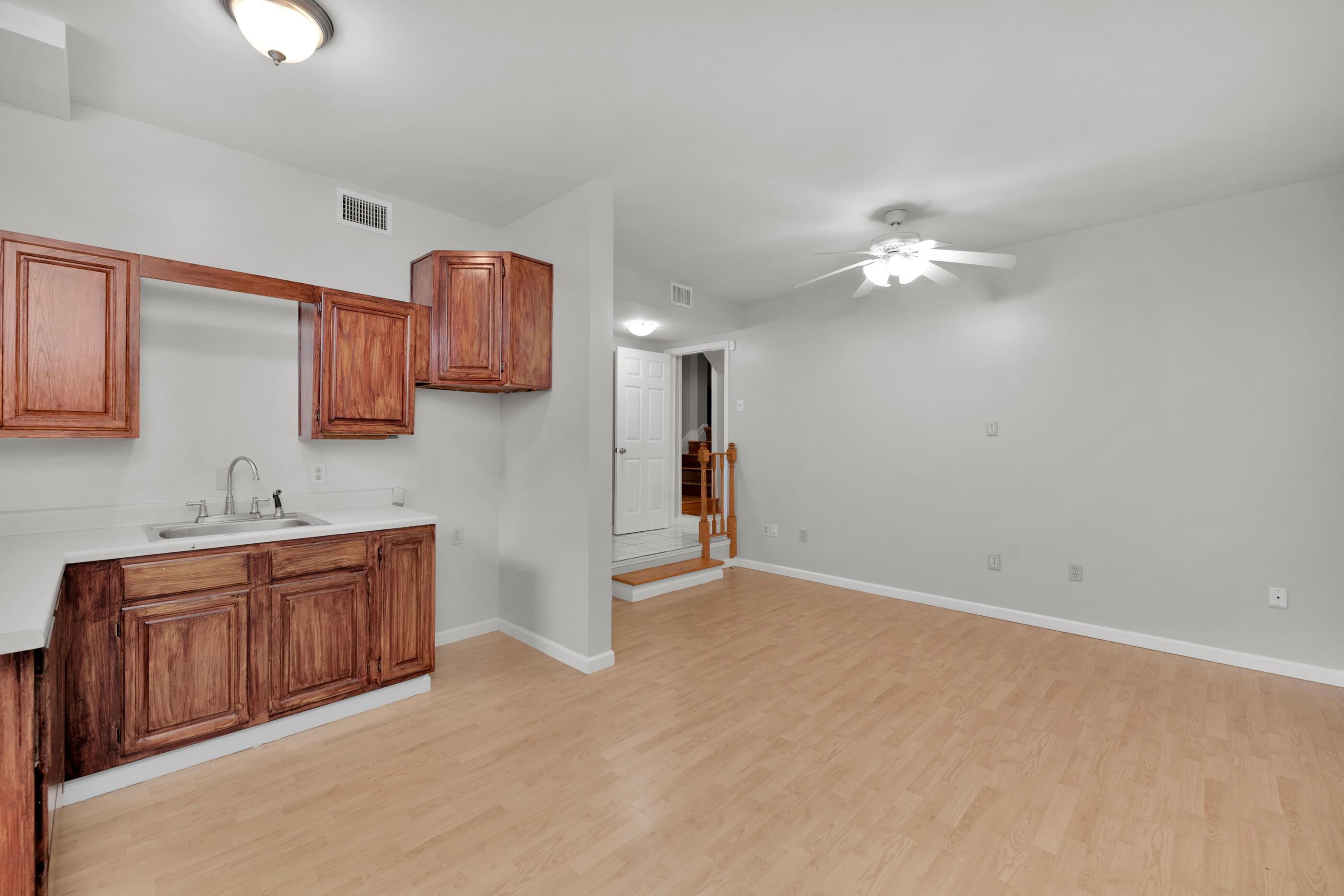 LAKE LORRAINE ESTATES AMENDED - Residential Lease