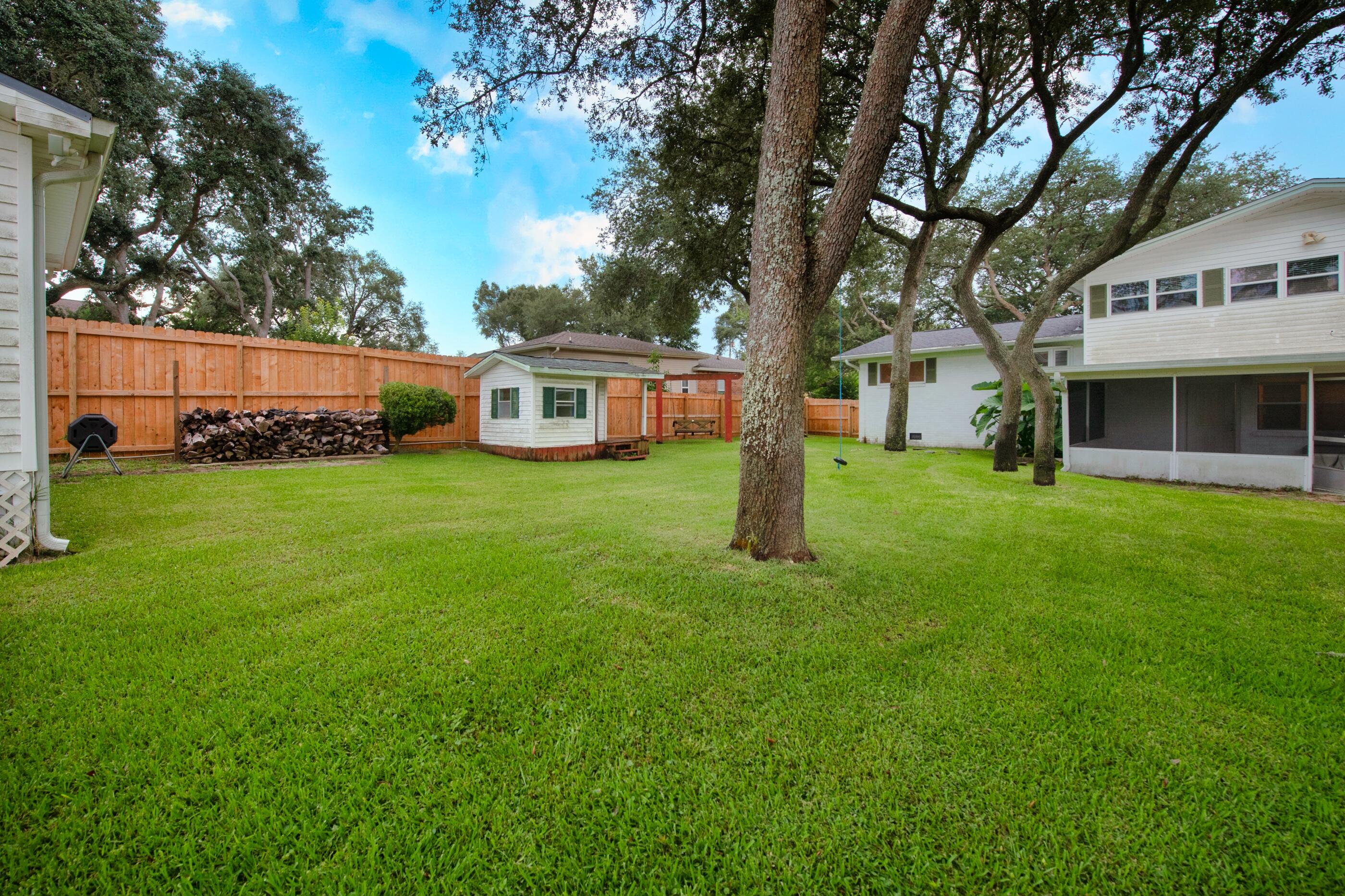 LAKE LORRAINE ESTATES AMENDED - Residential Lease