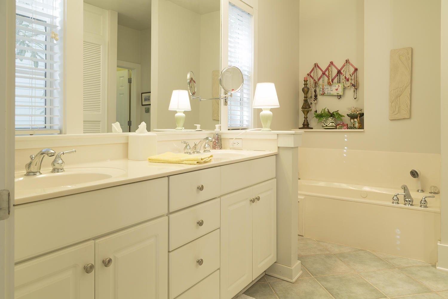 SEAGROVE 3RD ADDN - Residential