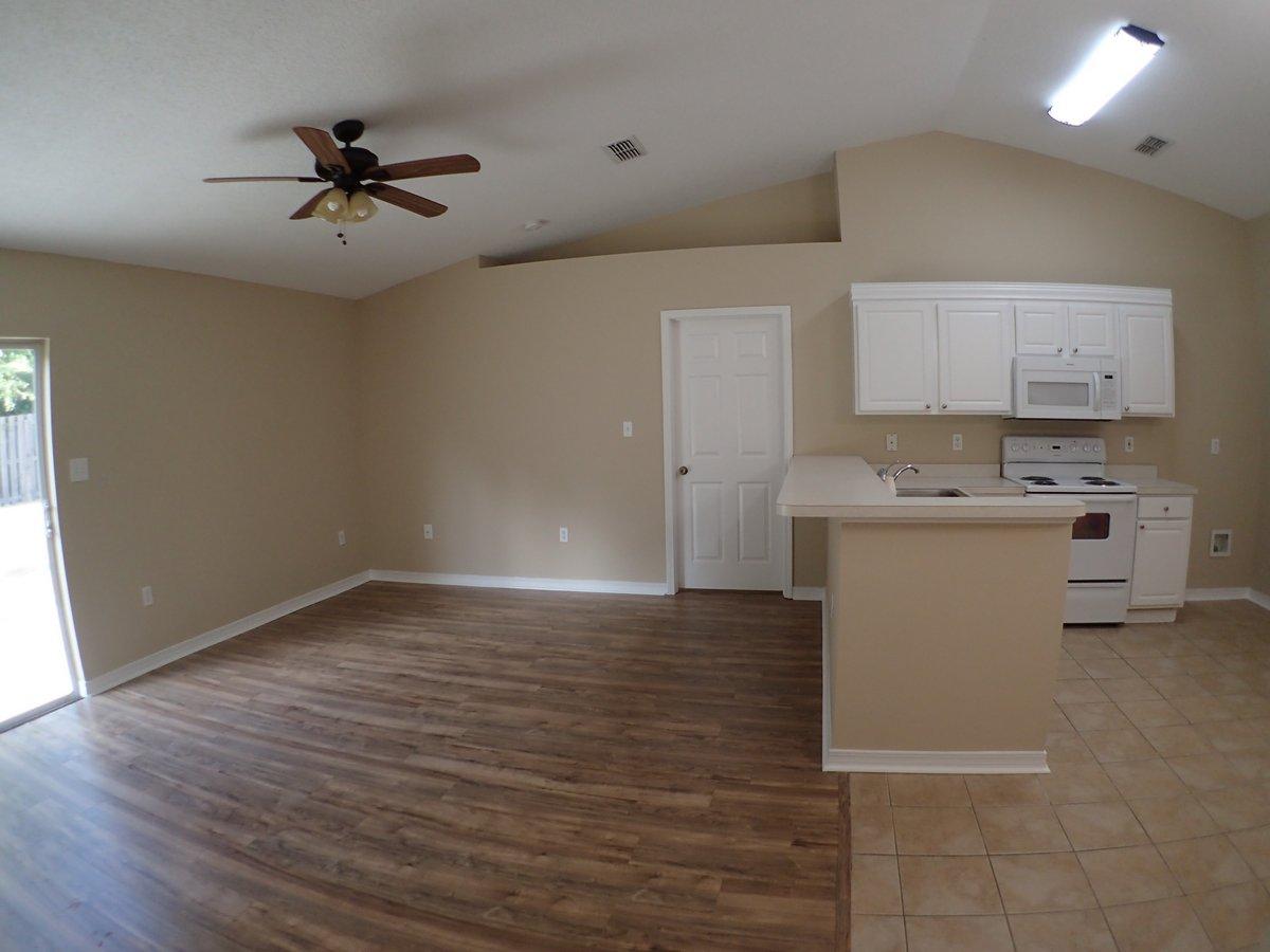 RIDGE CREST PH I - Residential