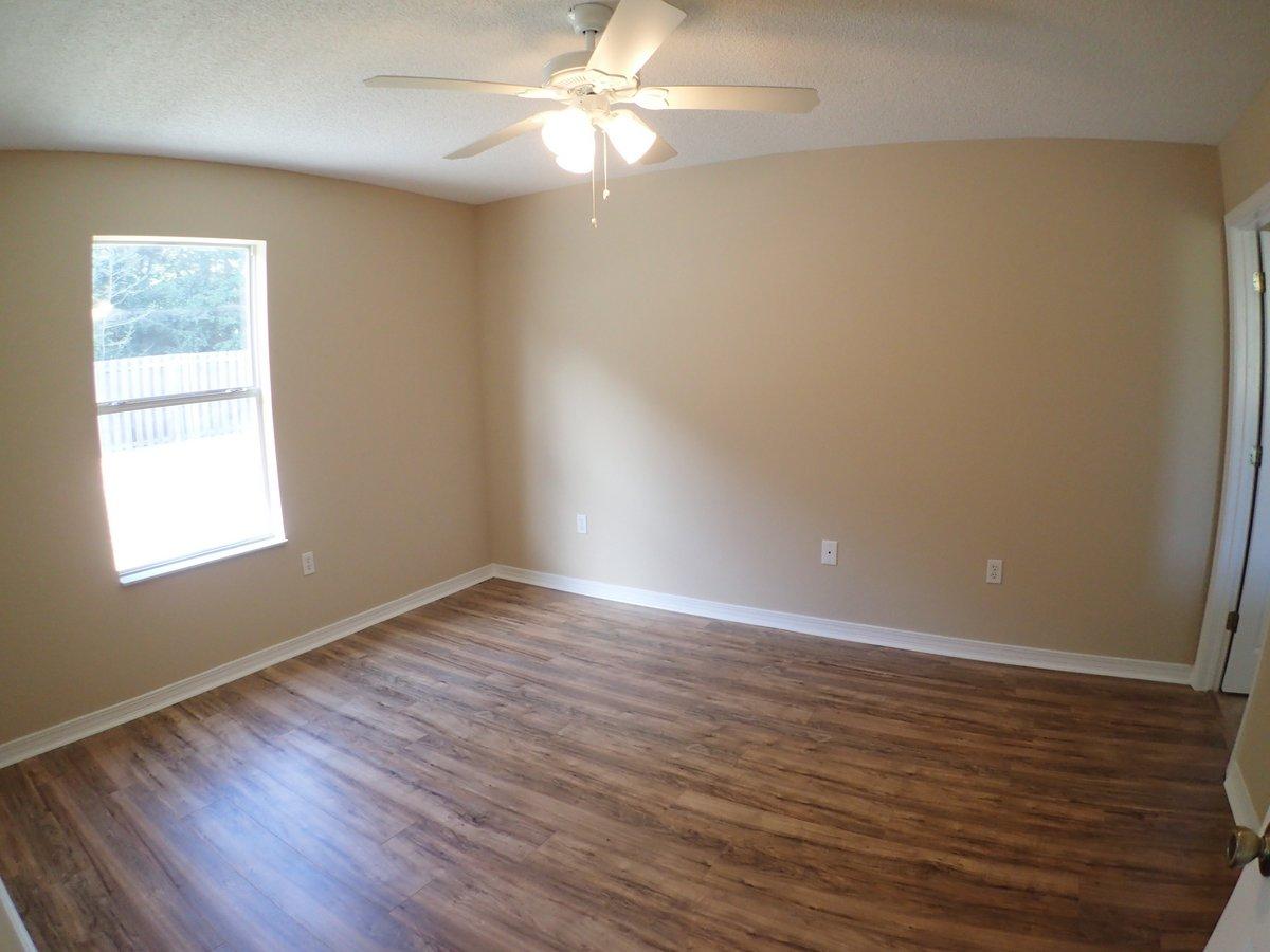 RIDGE CREST PH I - Residential