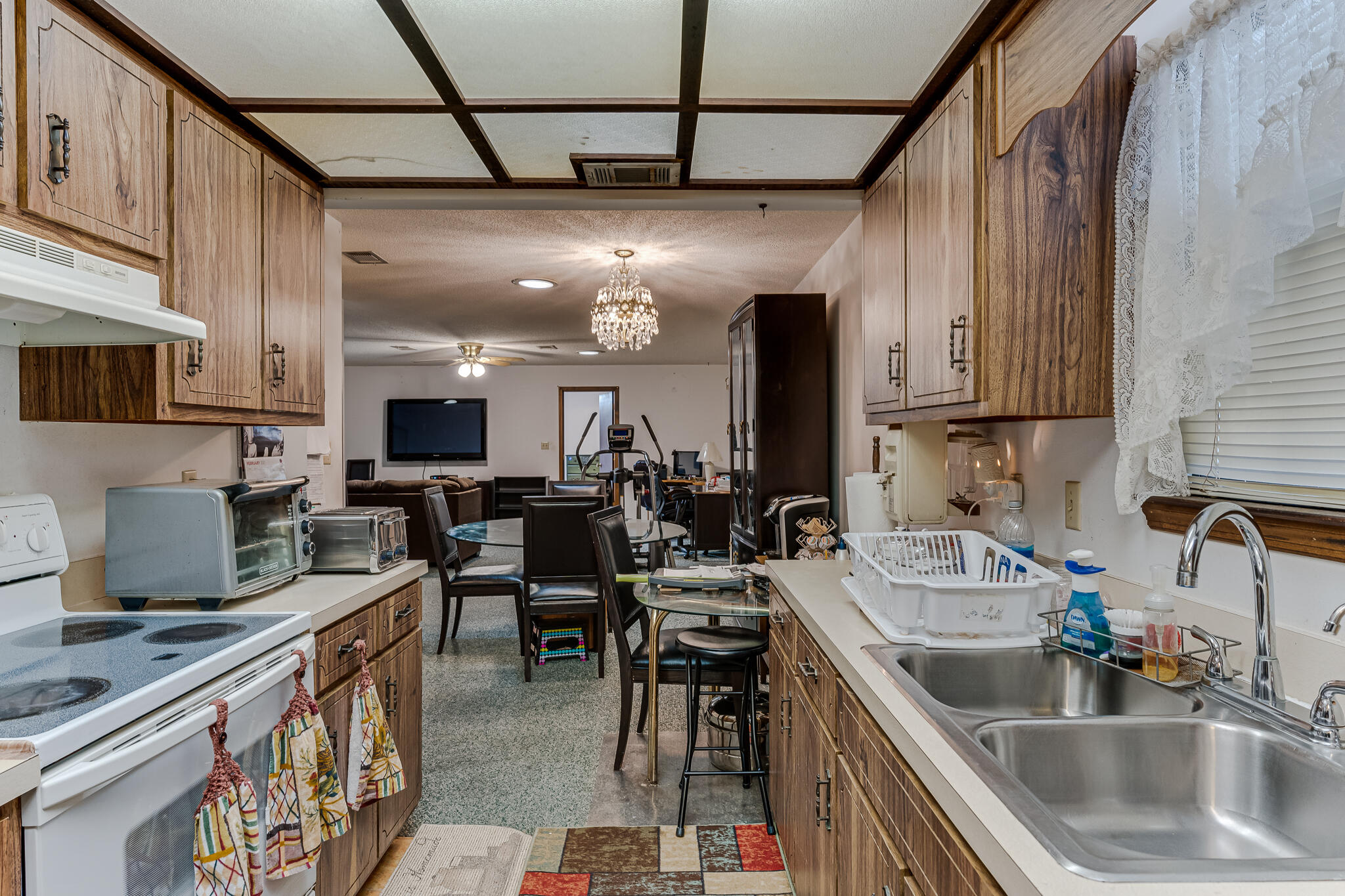 HOLLEY BY THE SEA - Residential