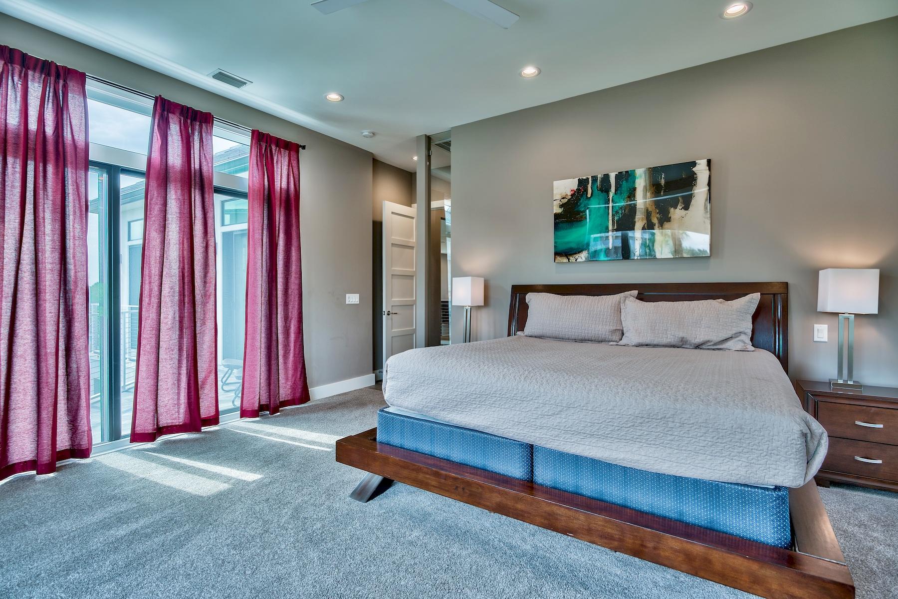 AVALON BEACH ESTATES - Residential